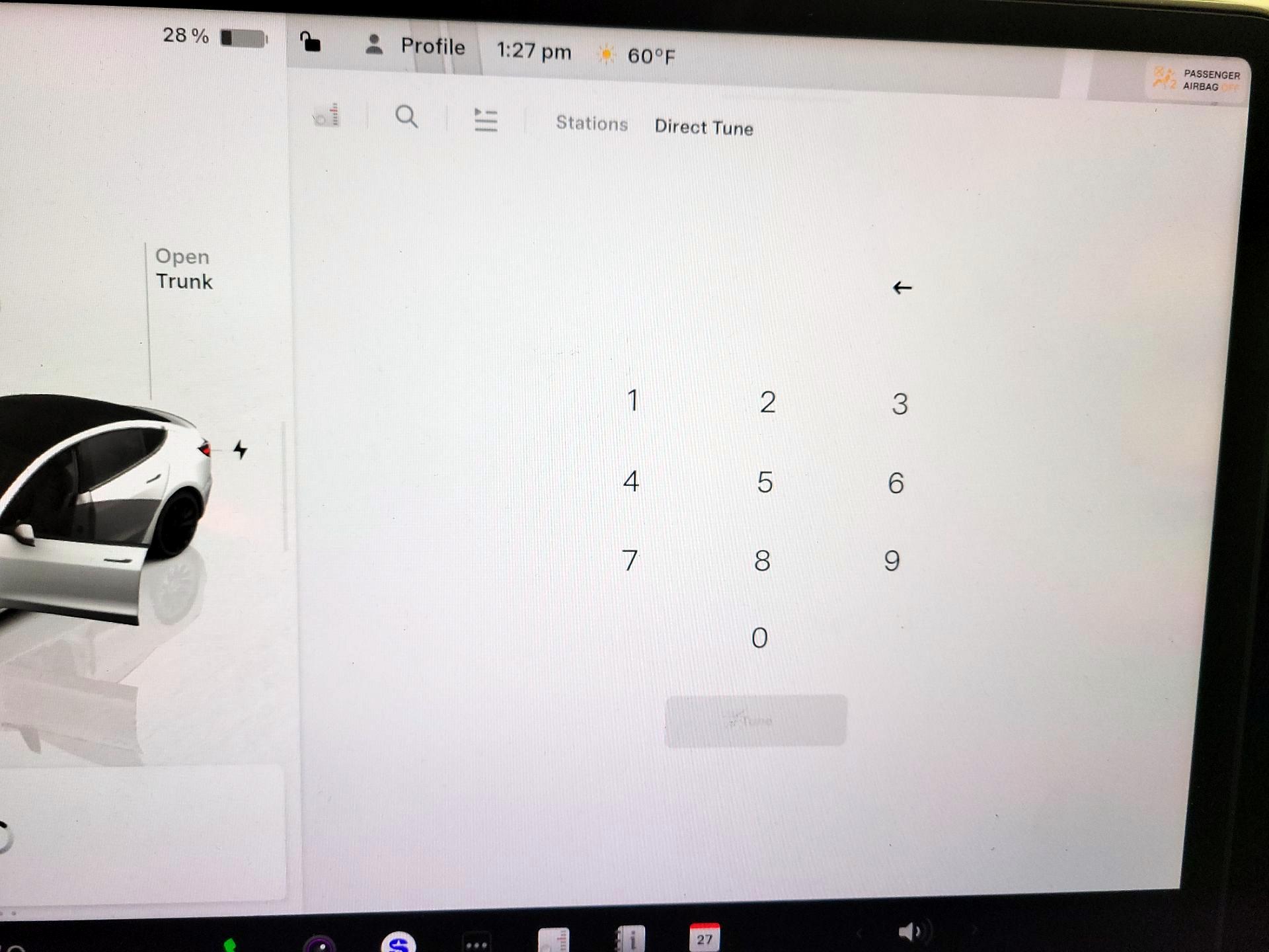 Thumbnail: 2022 Tesla Model 3 - 15