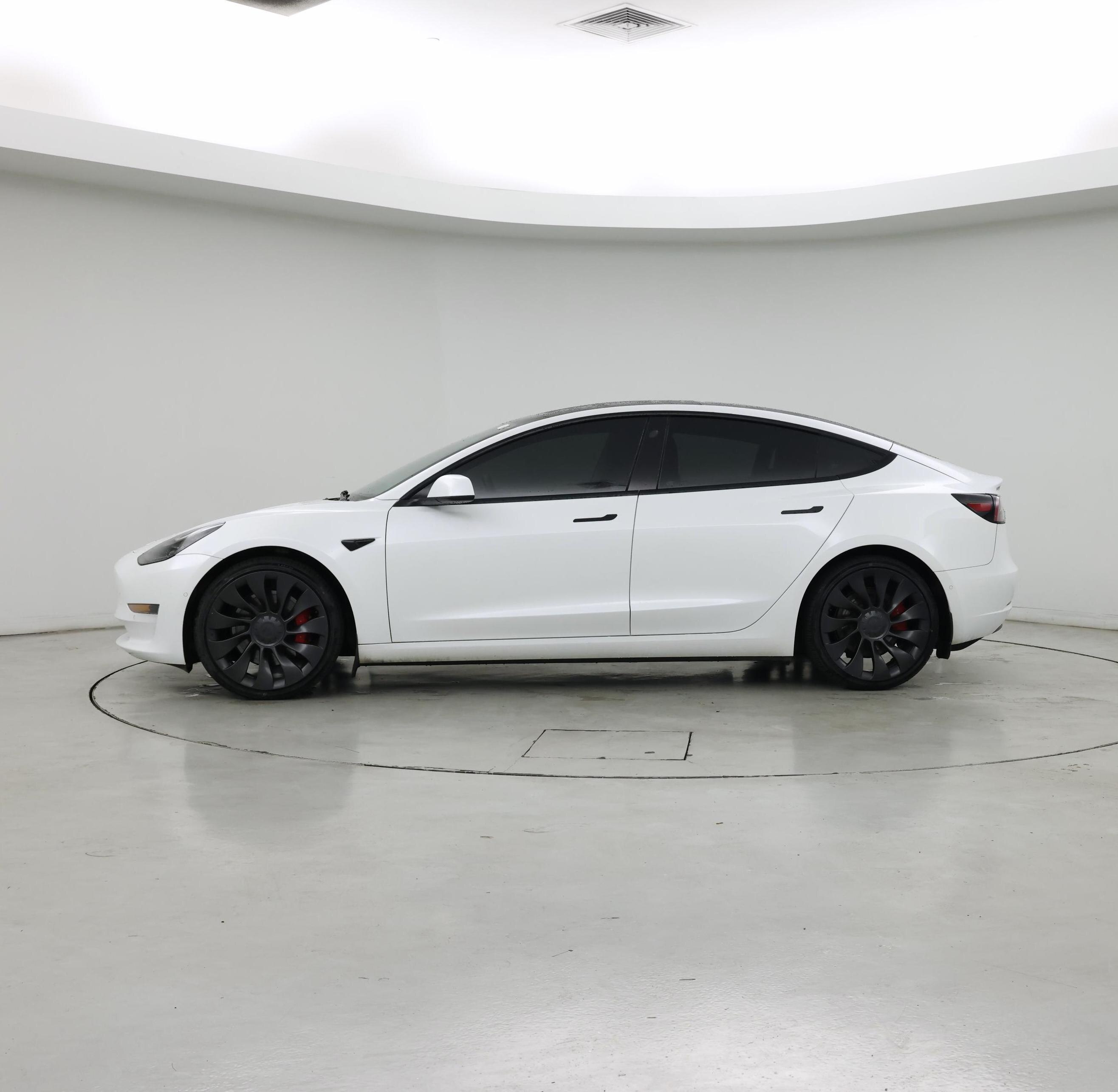 Thumbnail: 2022 Tesla Model 3 - 3