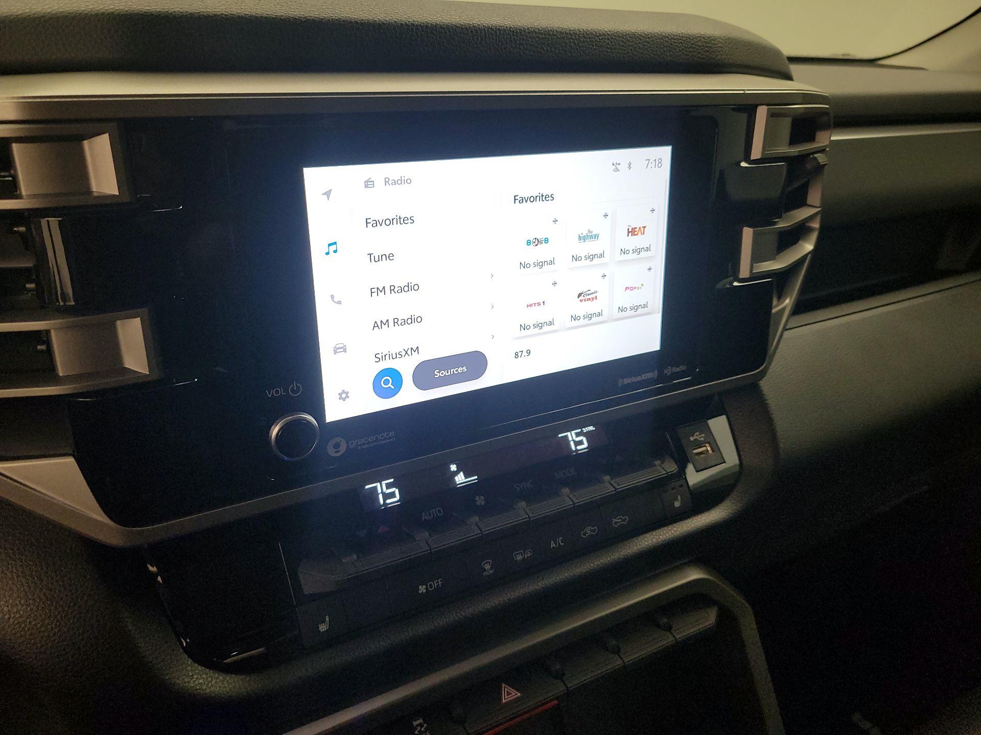 Thumbnail: 2024 Toyota Tundra - 15