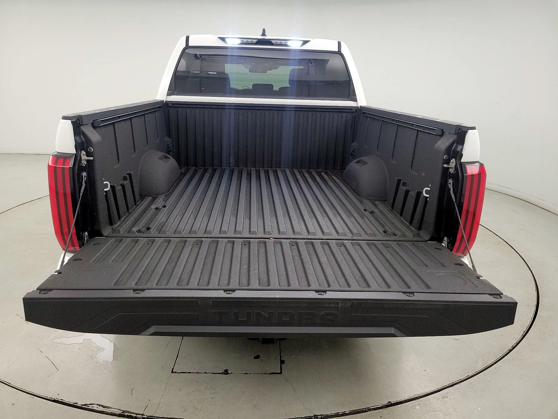 Thumbnail: 2024 Toyota Tundra - 20