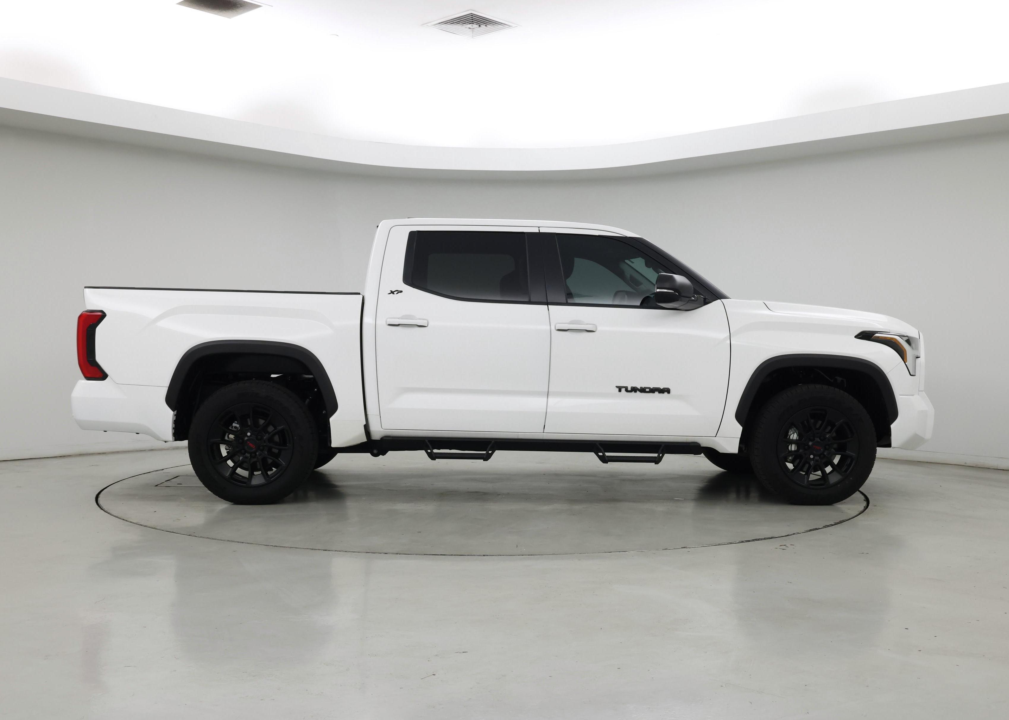 Thumbnail: 2024 Toyota Tundra - 7