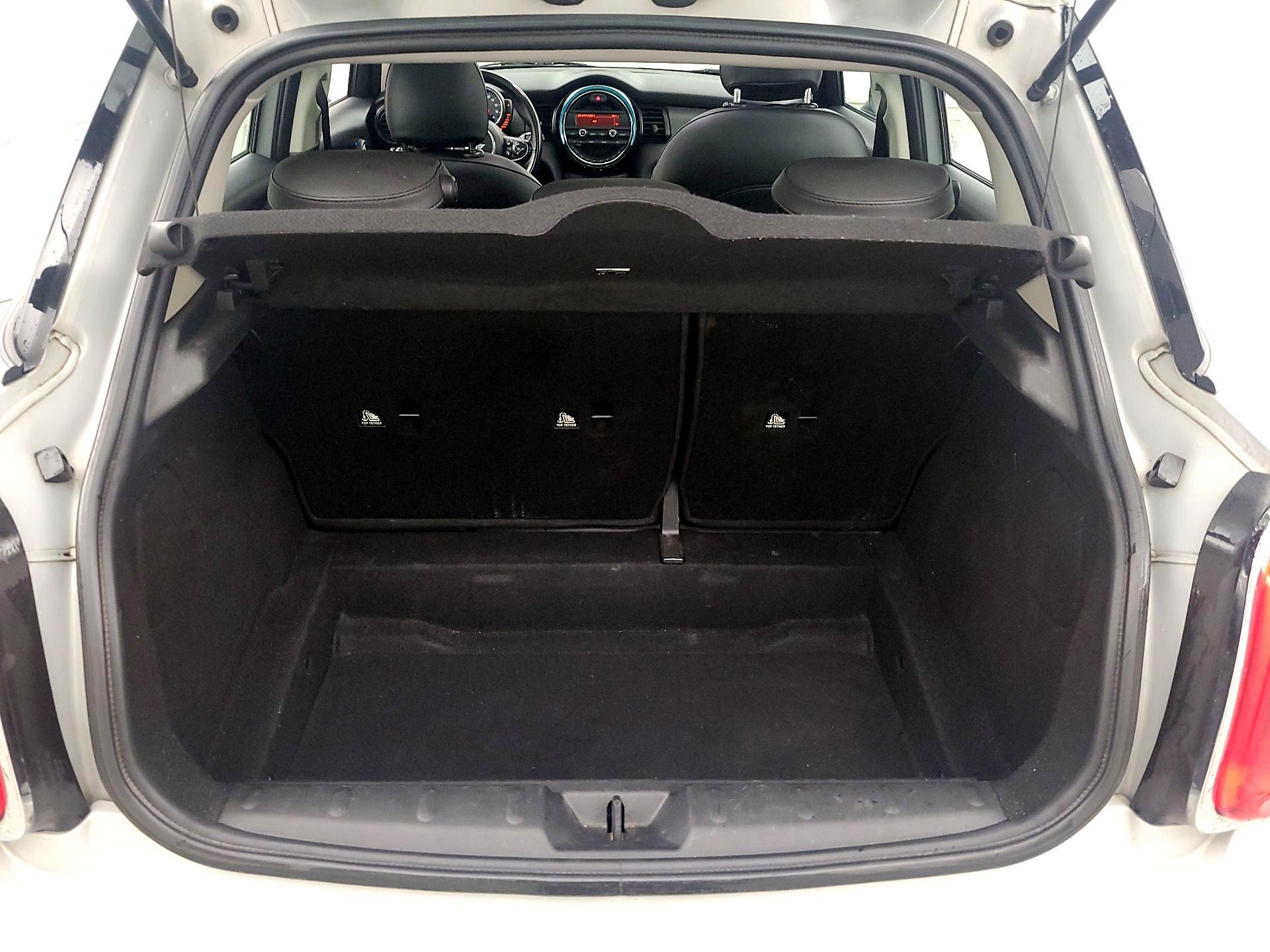 Thumbnail: 2016 MINI Cooper Hardtop - 20