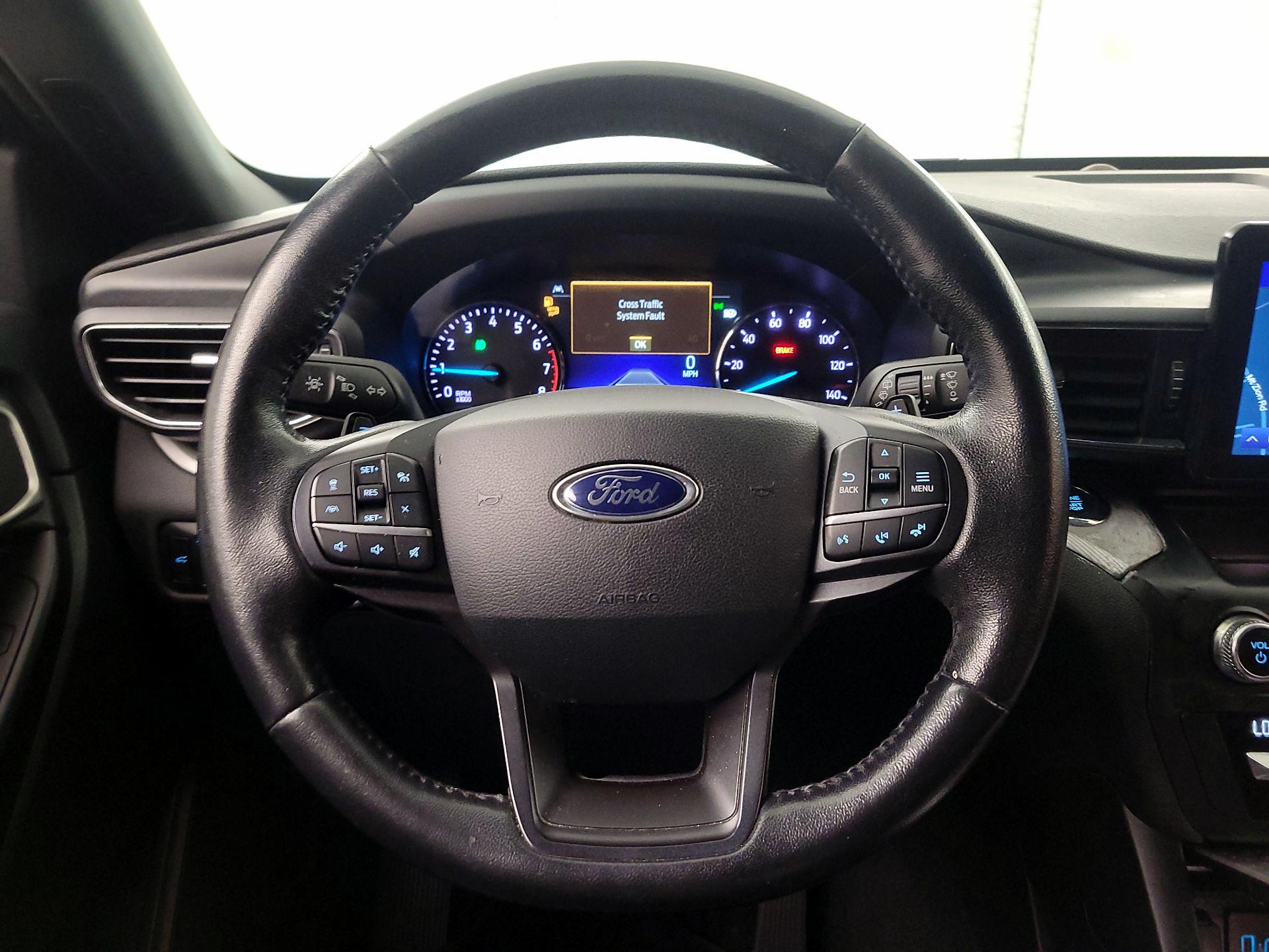 Thumbnail: 2020 Ford Explorer - 10