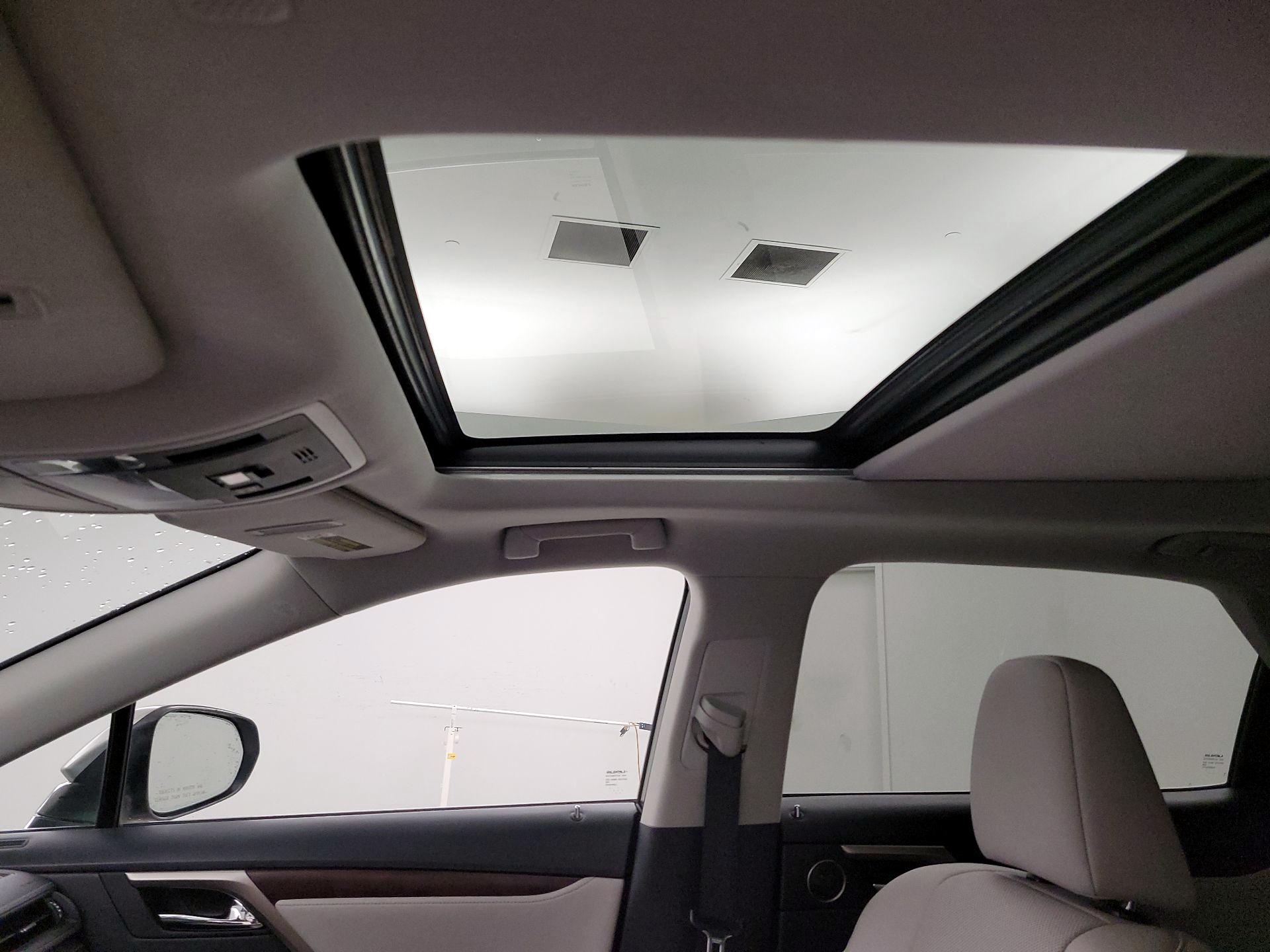 Thumbnail: 2020 Lexus RX - 20