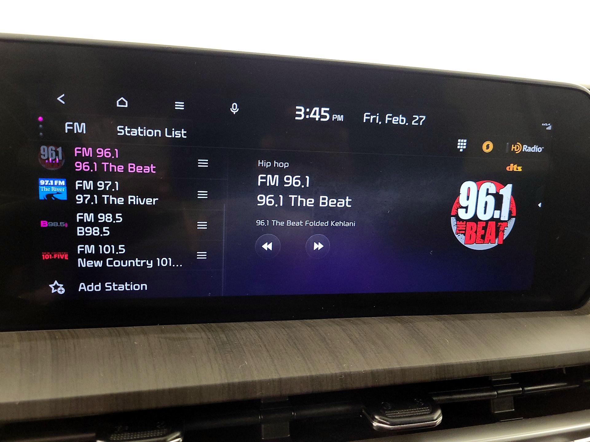 Thumbnail: 2023 Kia Telluride - 16