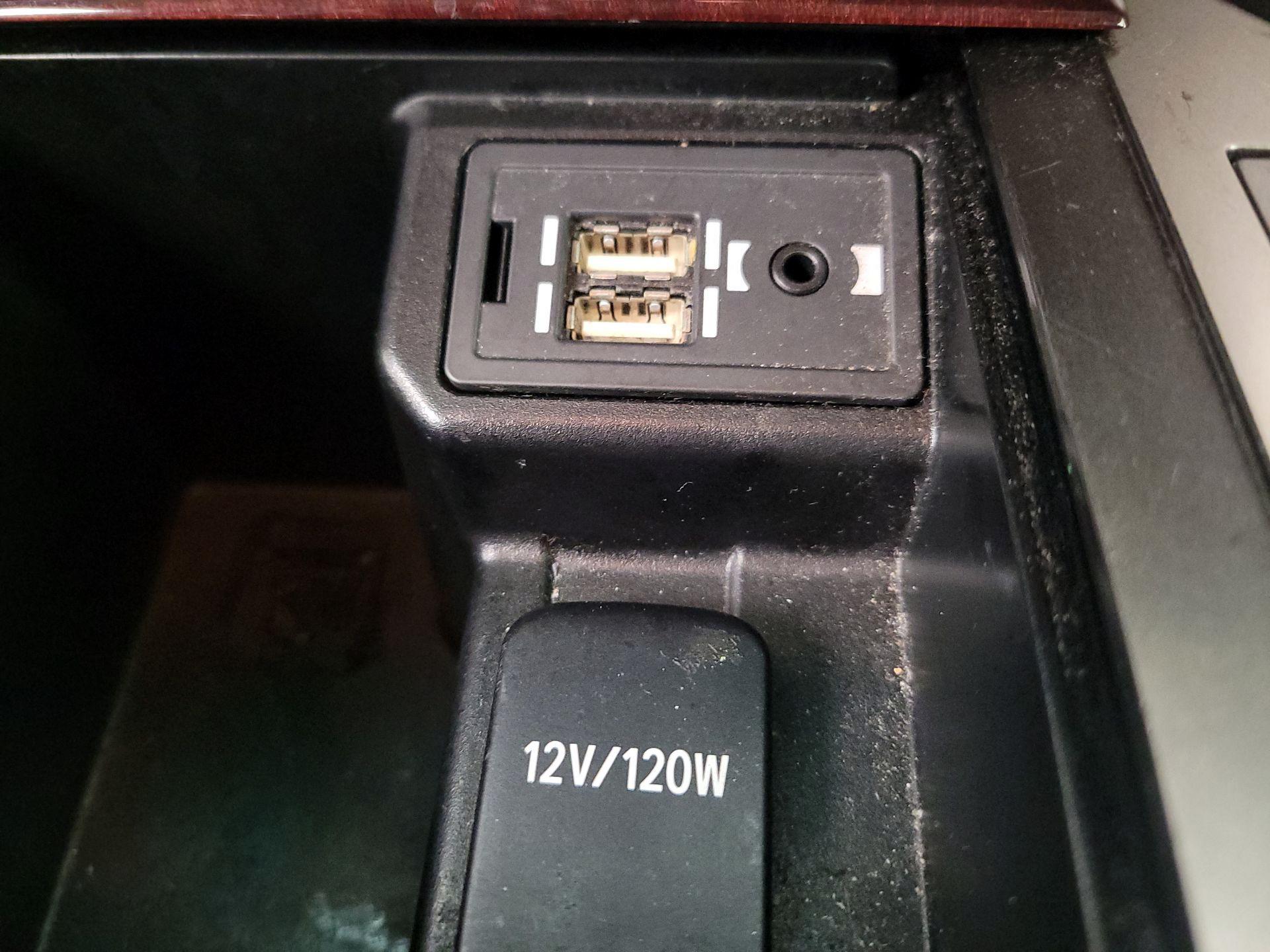 Thumbnail: 2016 Lexus GX - 19