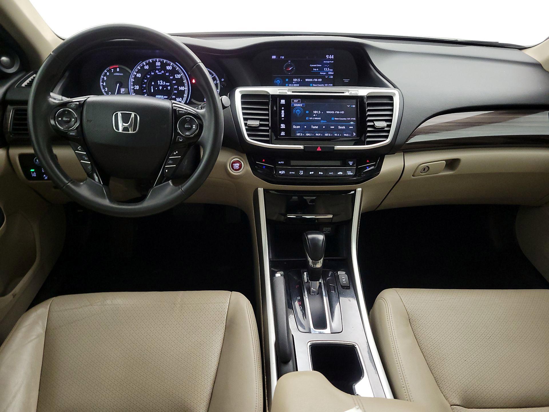 Thumbnail: 2016 Honda Accord - 9