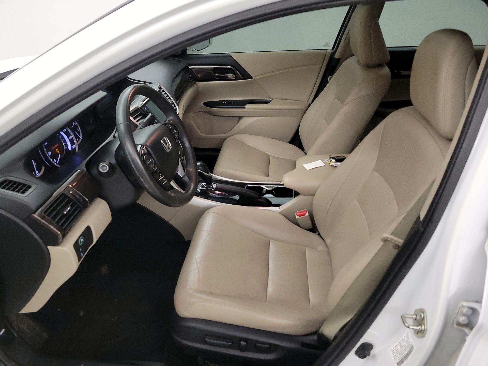 Thumbnail: 2016 Honda Accord - 11