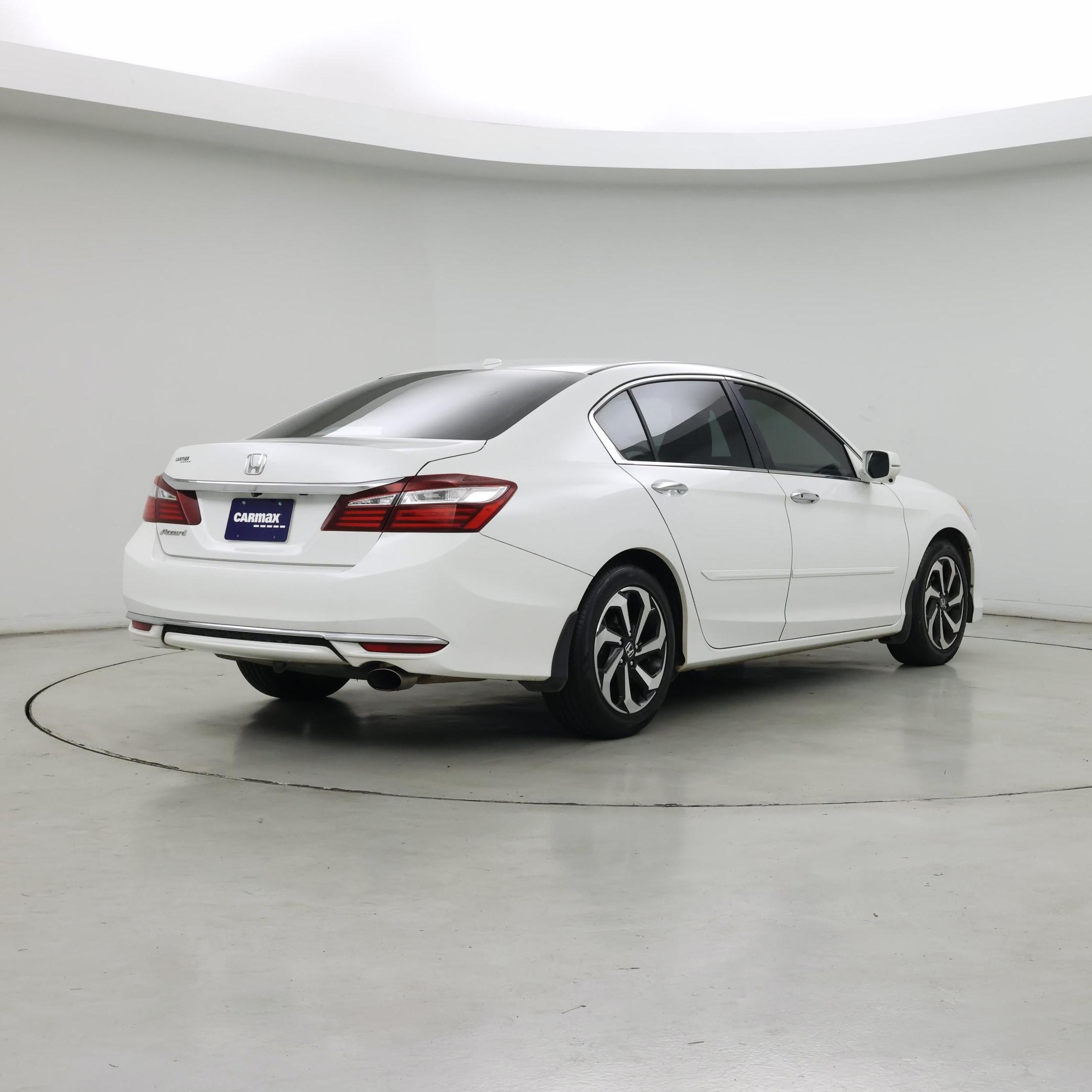 Thumbnail: 2016 Honda Accord - 8