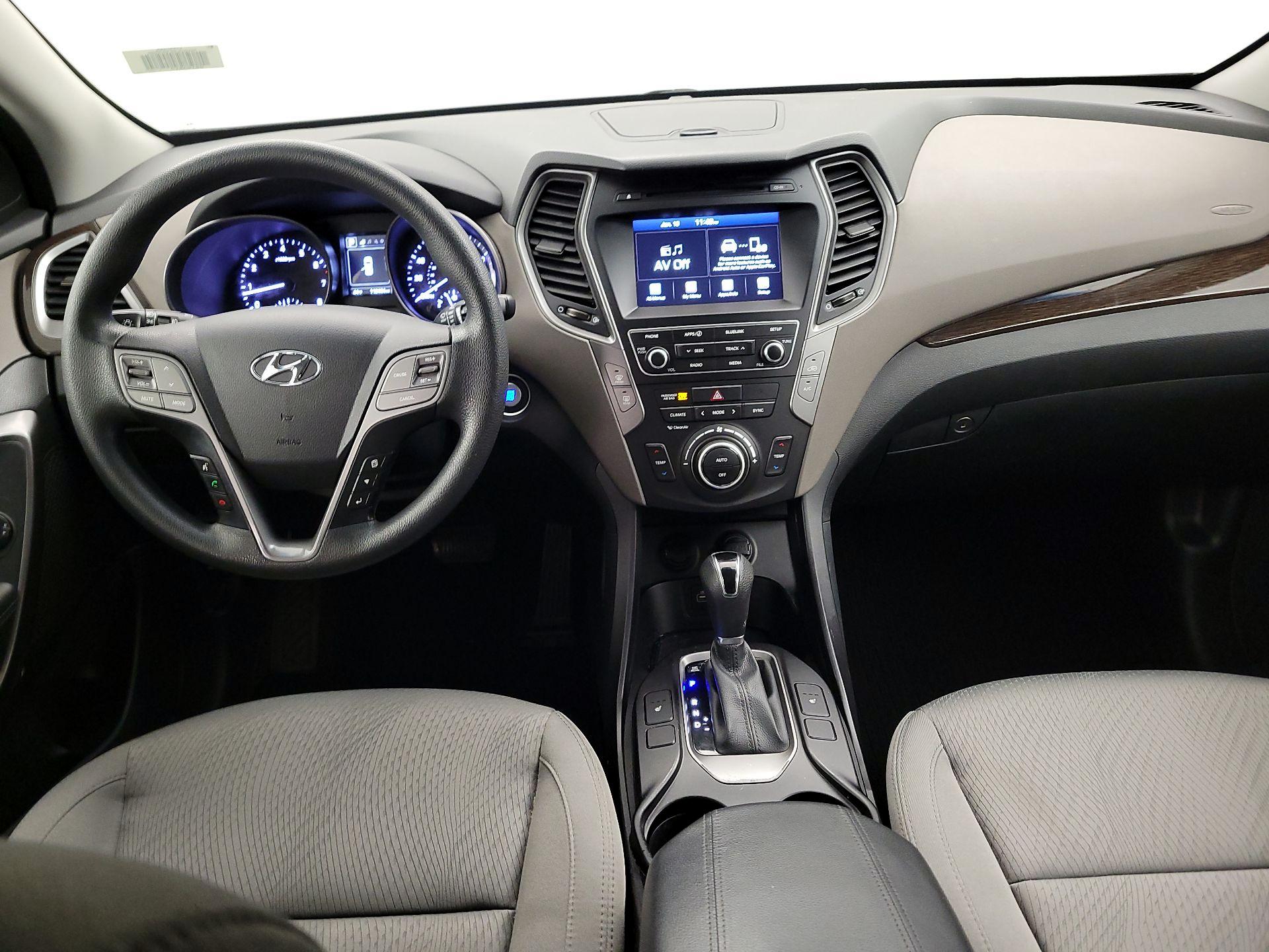 Thumbnail: 2018 Hyundai Santa Fe - 9