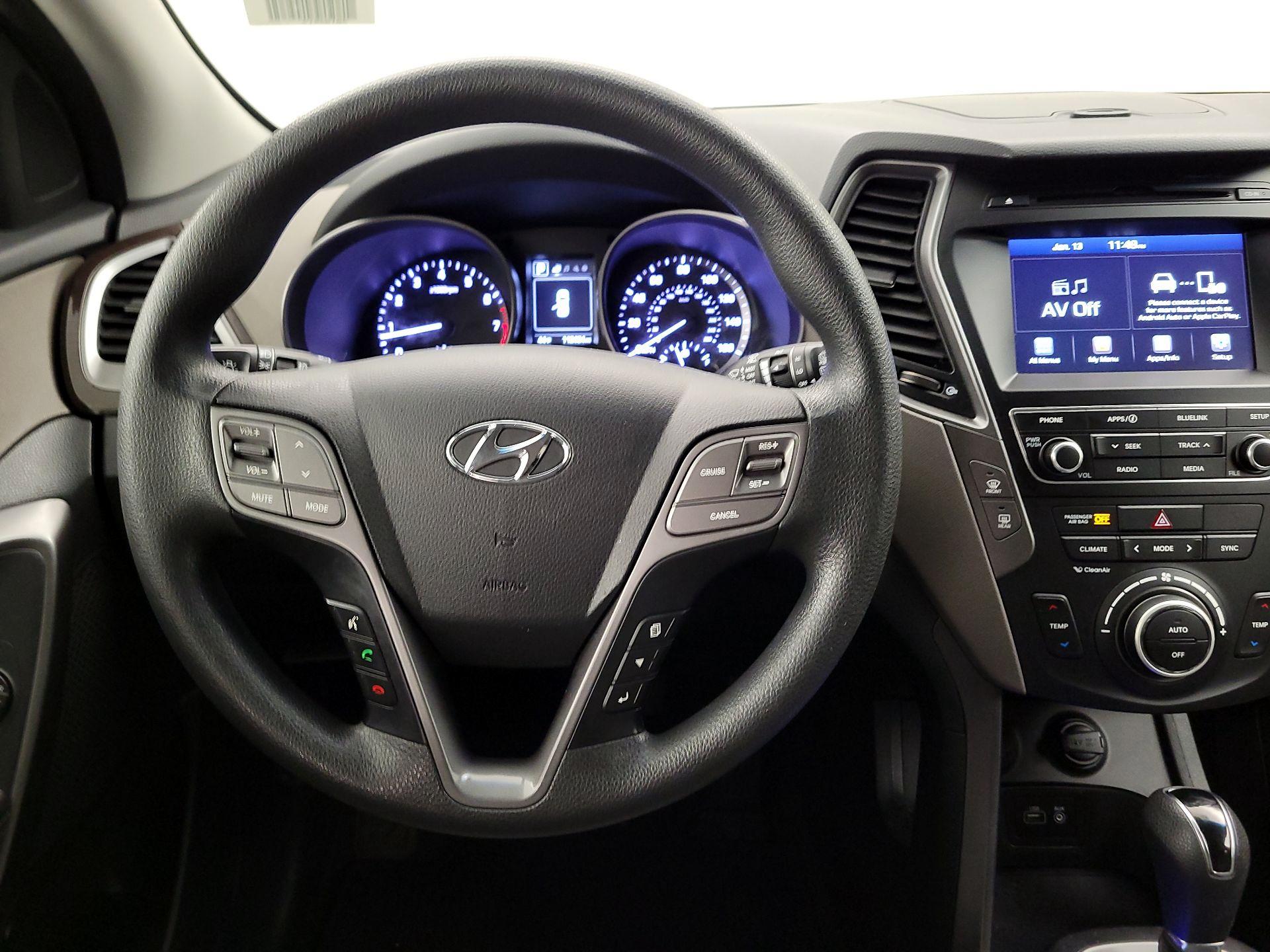 Thumbnail: 2018 Hyundai Santa Fe - 10