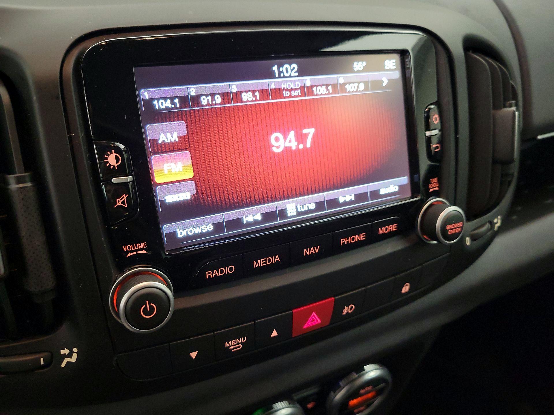 Thumbnail: 2015 Fiat 500L - 14