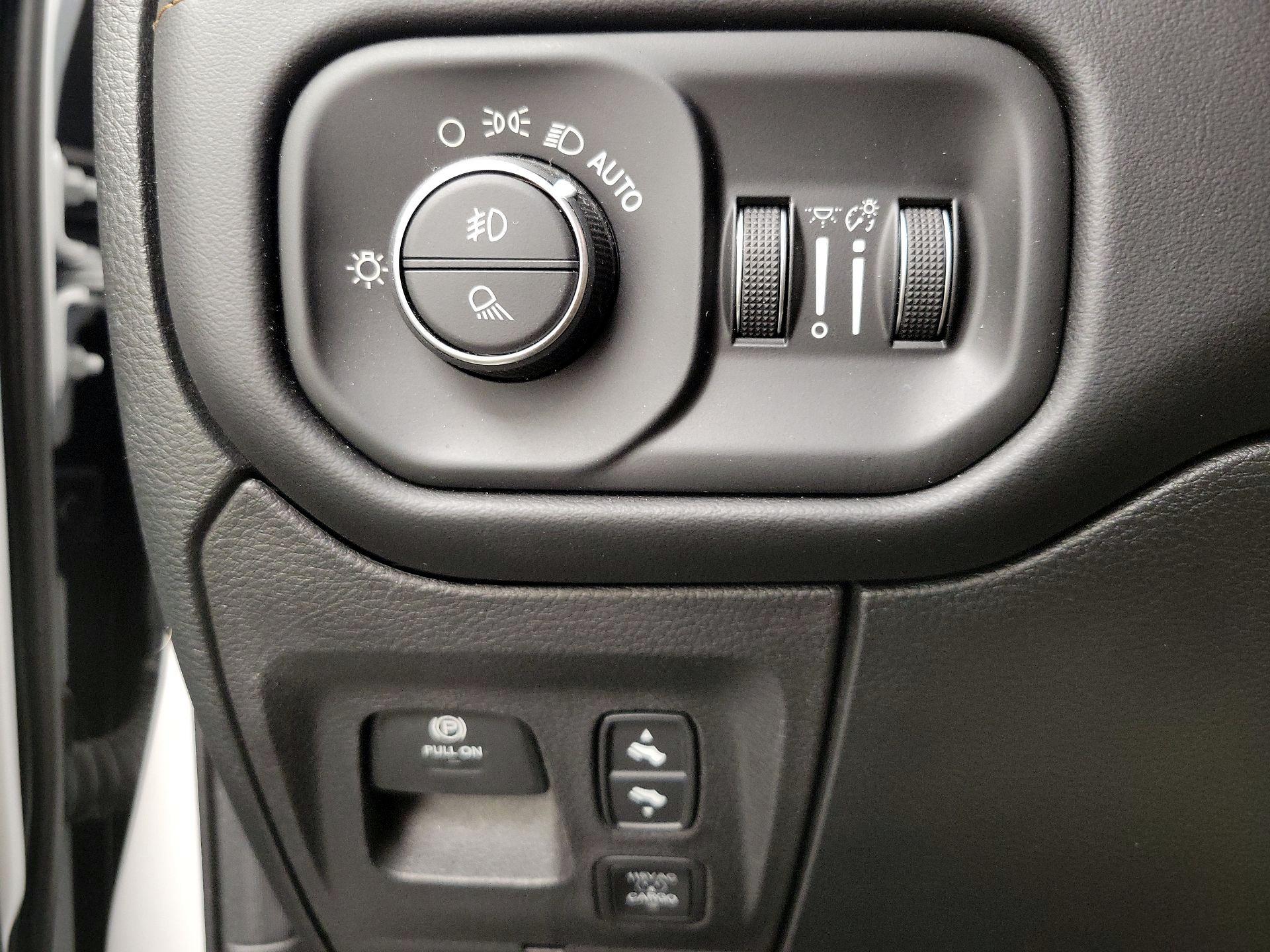 Thumbnail: 2022 RAM 1500 - 13