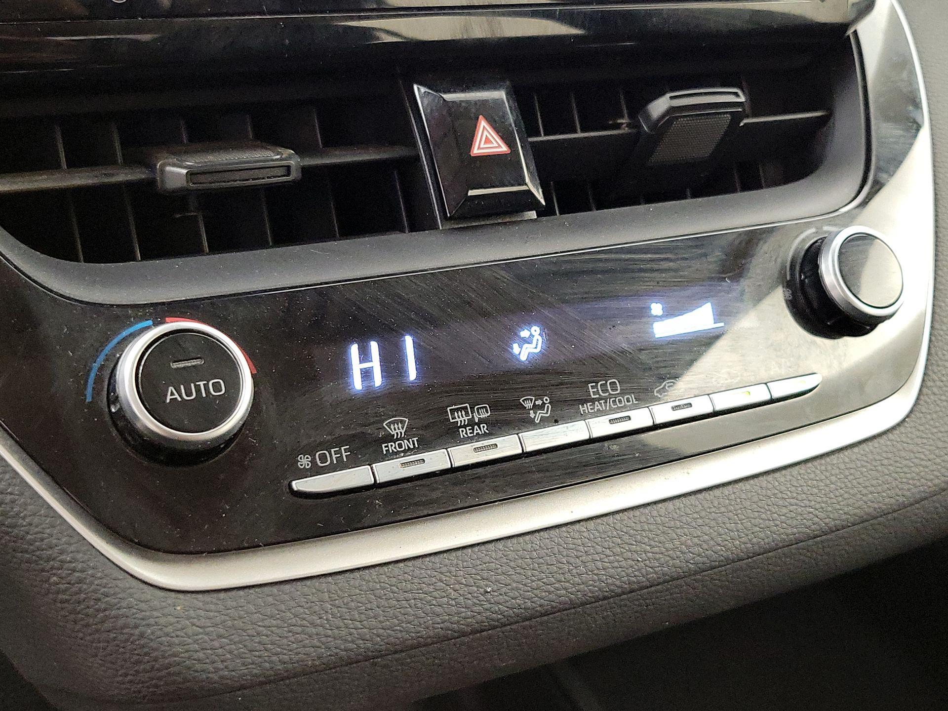 Thumbnail: 2021 Toyota Corolla - 16