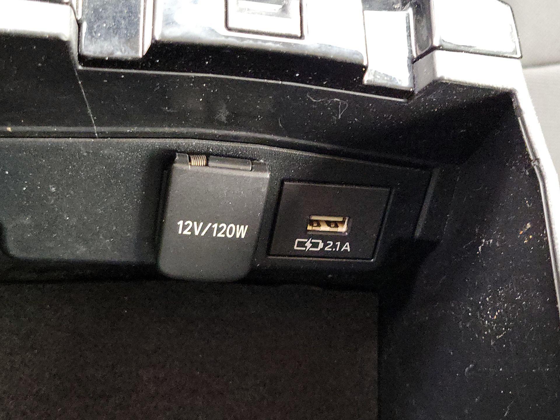 Thumbnail: 2021 Toyota Corolla - 18