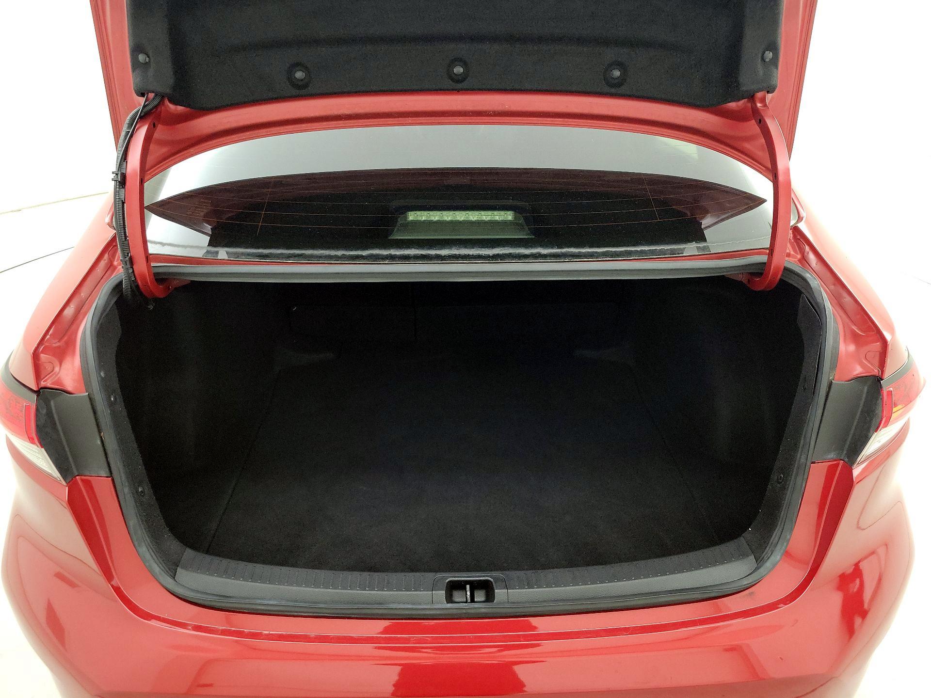 Thumbnail: 2021 Toyota Corolla - 20