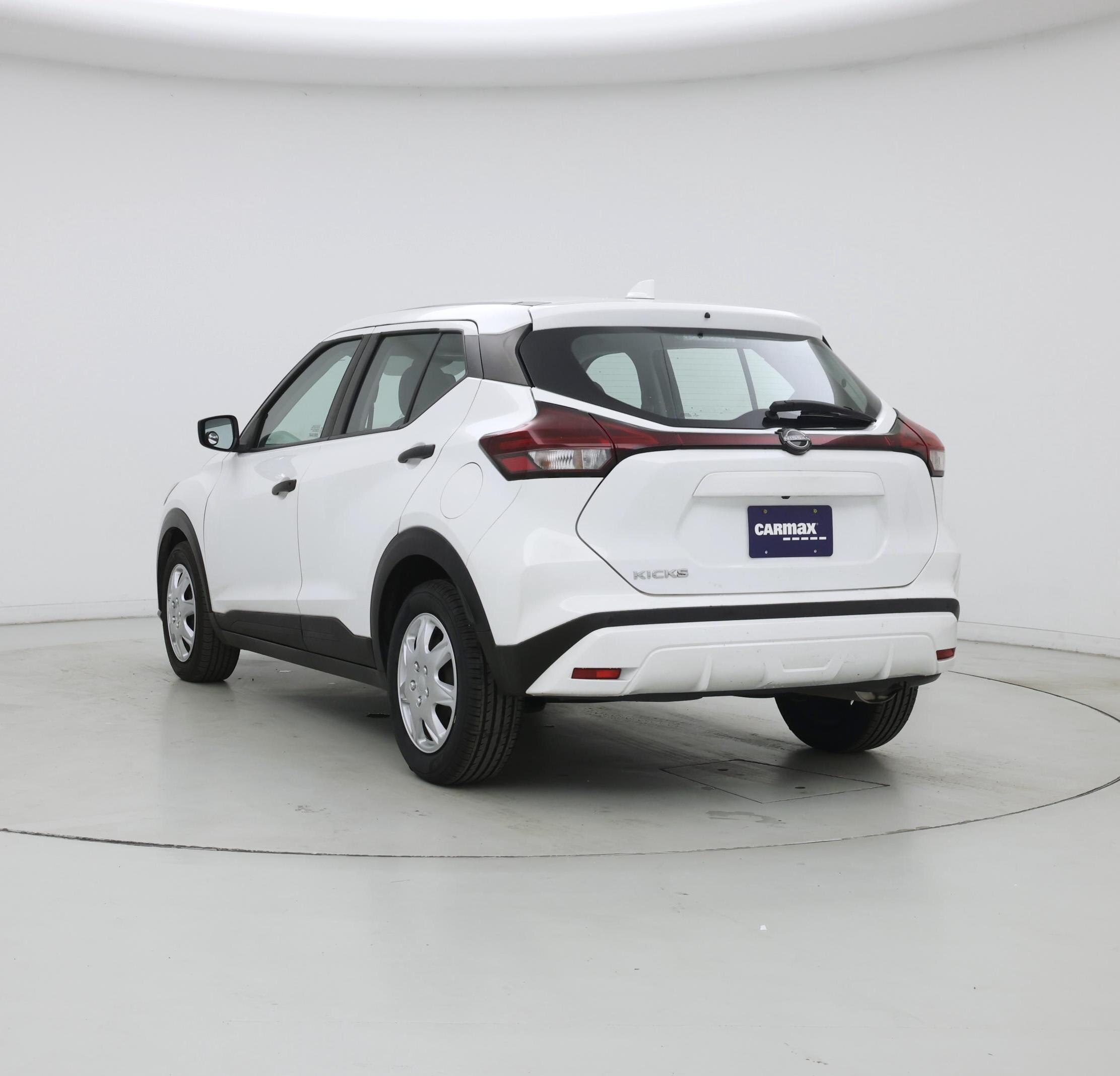 Thumbnail: 2022 Nissan Kicks - 2