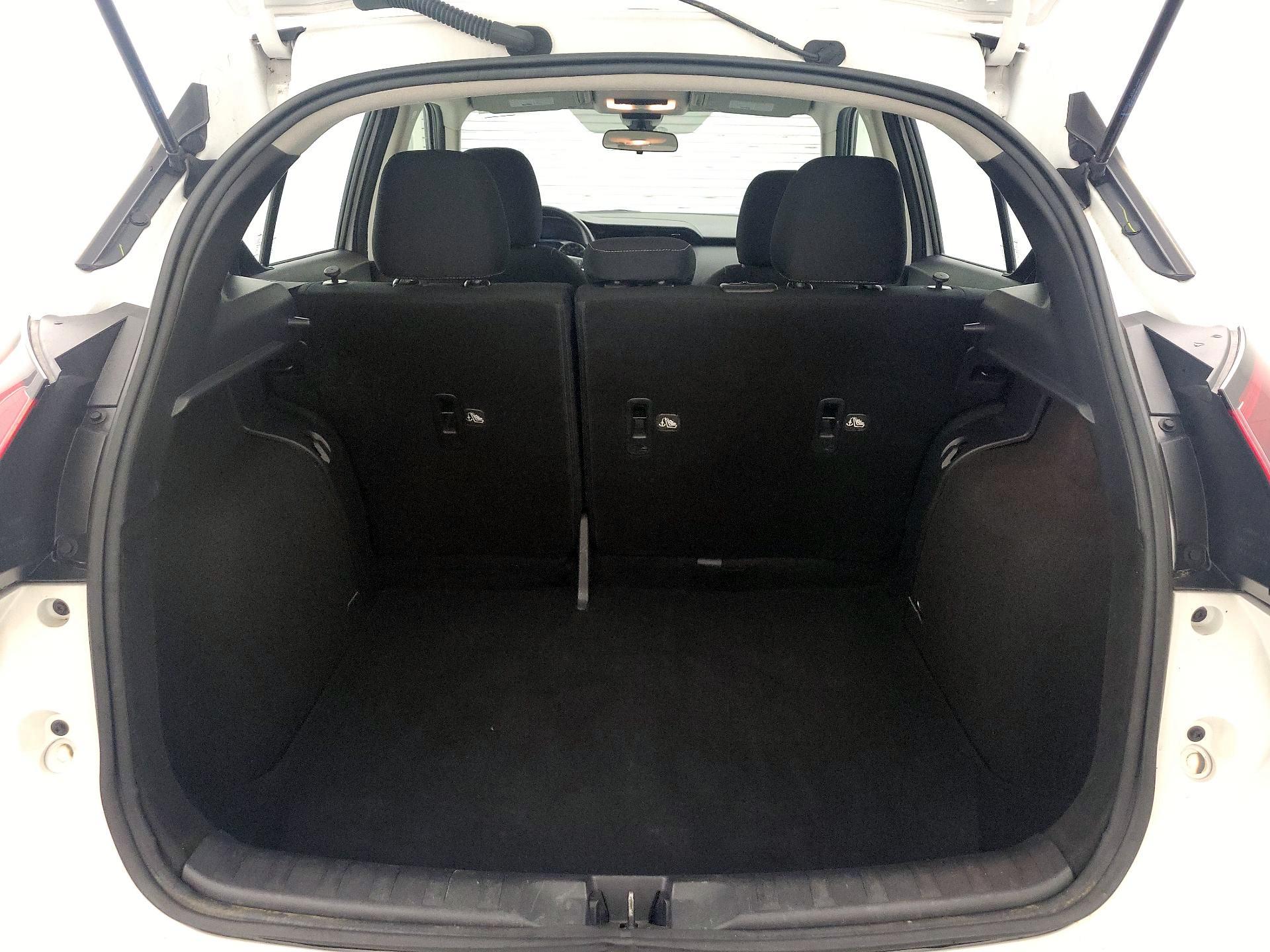 Thumbnail: 2022 Nissan Kicks - 20