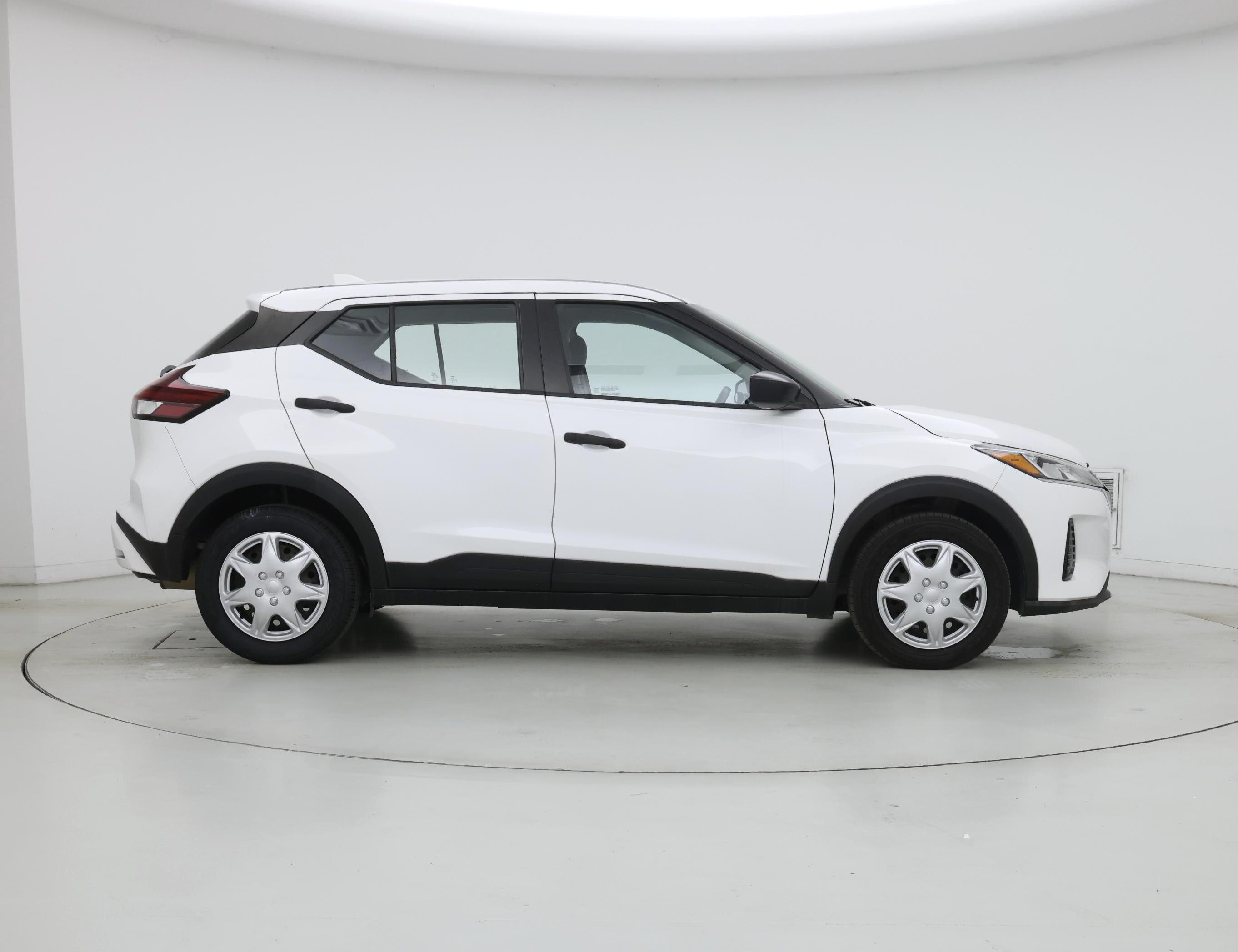 Thumbnail: 2022 Nissan Kicks - 7