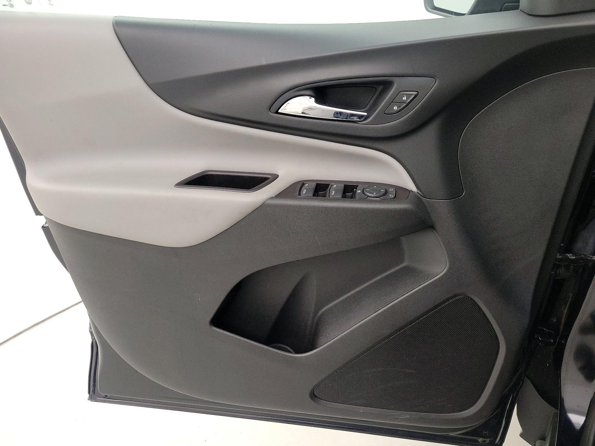 Thumbnail: 2021 Chevrolet Equinox - 12