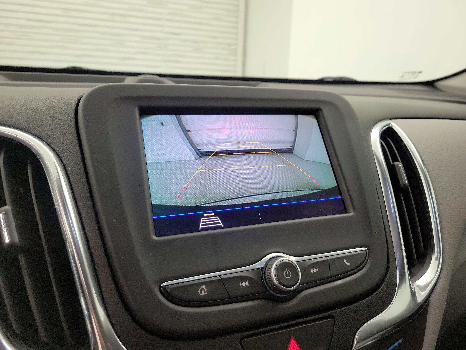 Thumbnail: 2021 Chevrolet Equinox - 14