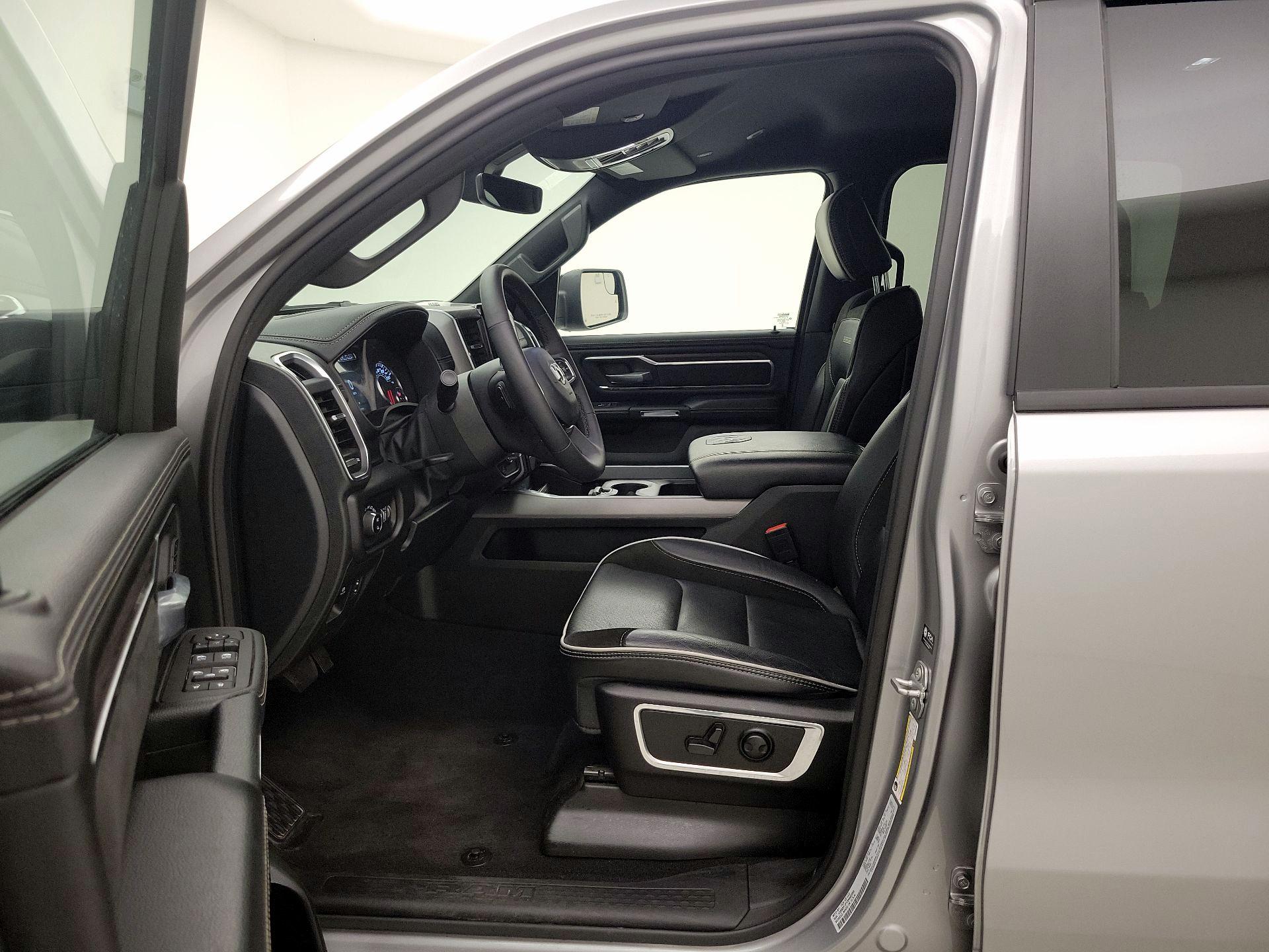 Thumbnail: 2025 RAM 1500 - 11