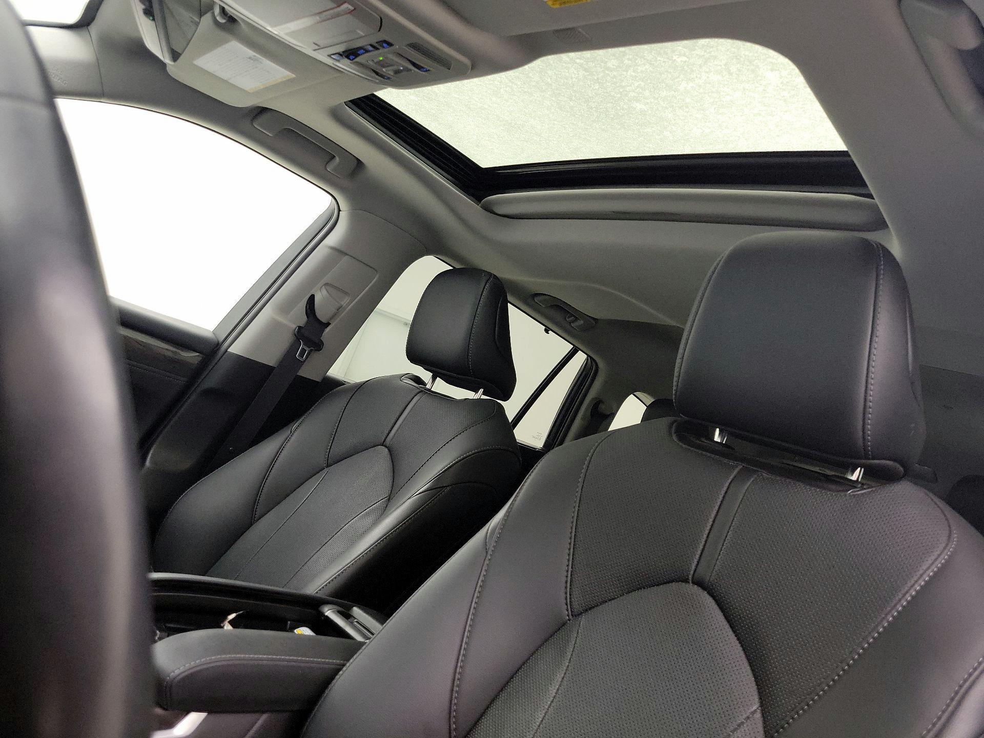 Thumbnail: 2021 Toyota Highlander - 20