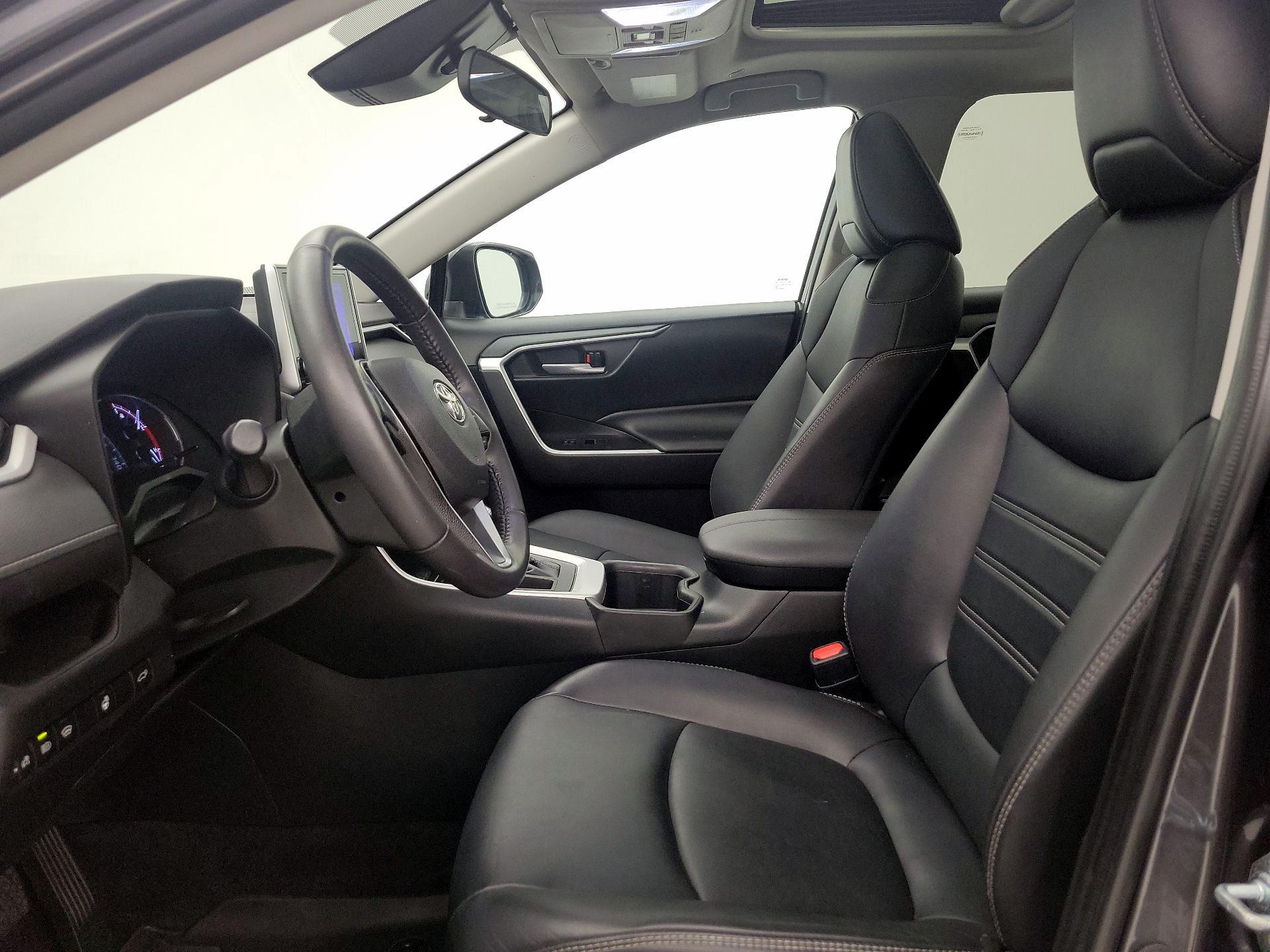 Thumbnail: 2023 Toyota RAV4 - 11