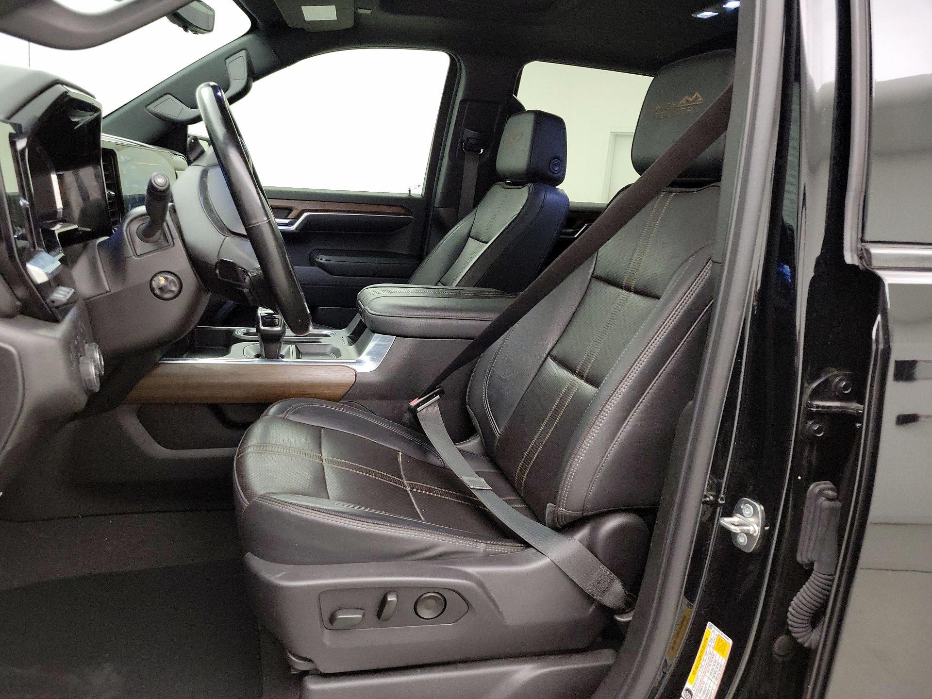 Thumbnail: 2023 Chevrolet Silverado 1500 - 11