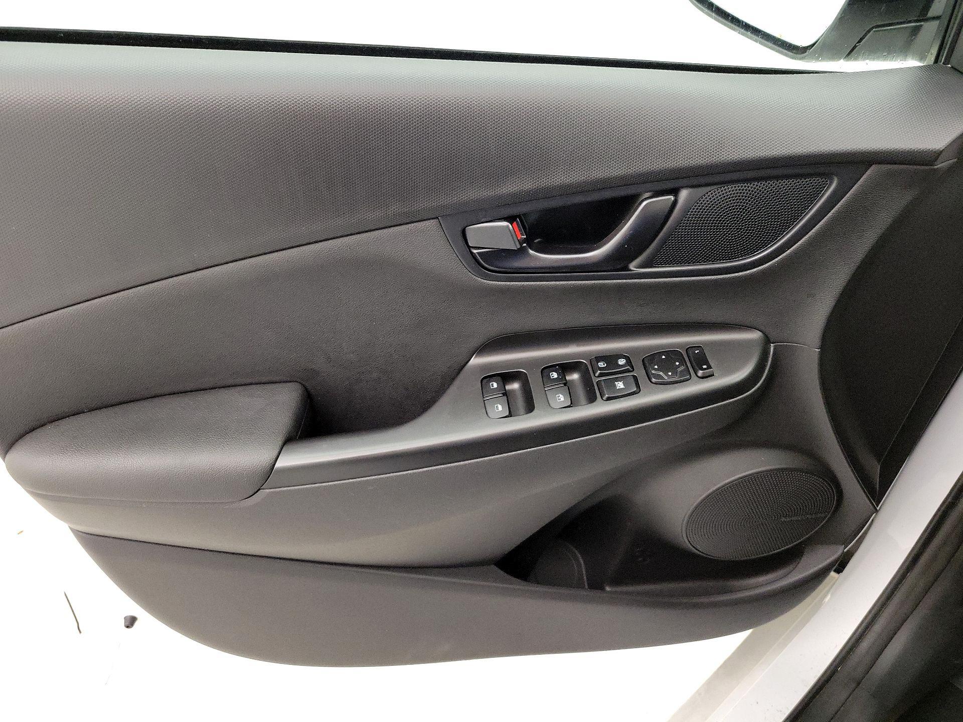 Thumbnail: 2023 Hyundai Kona - 12