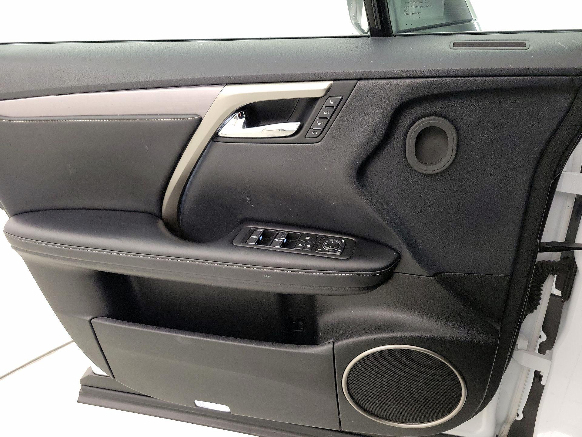 Thumbnail: 2020 Lexus RX - 12