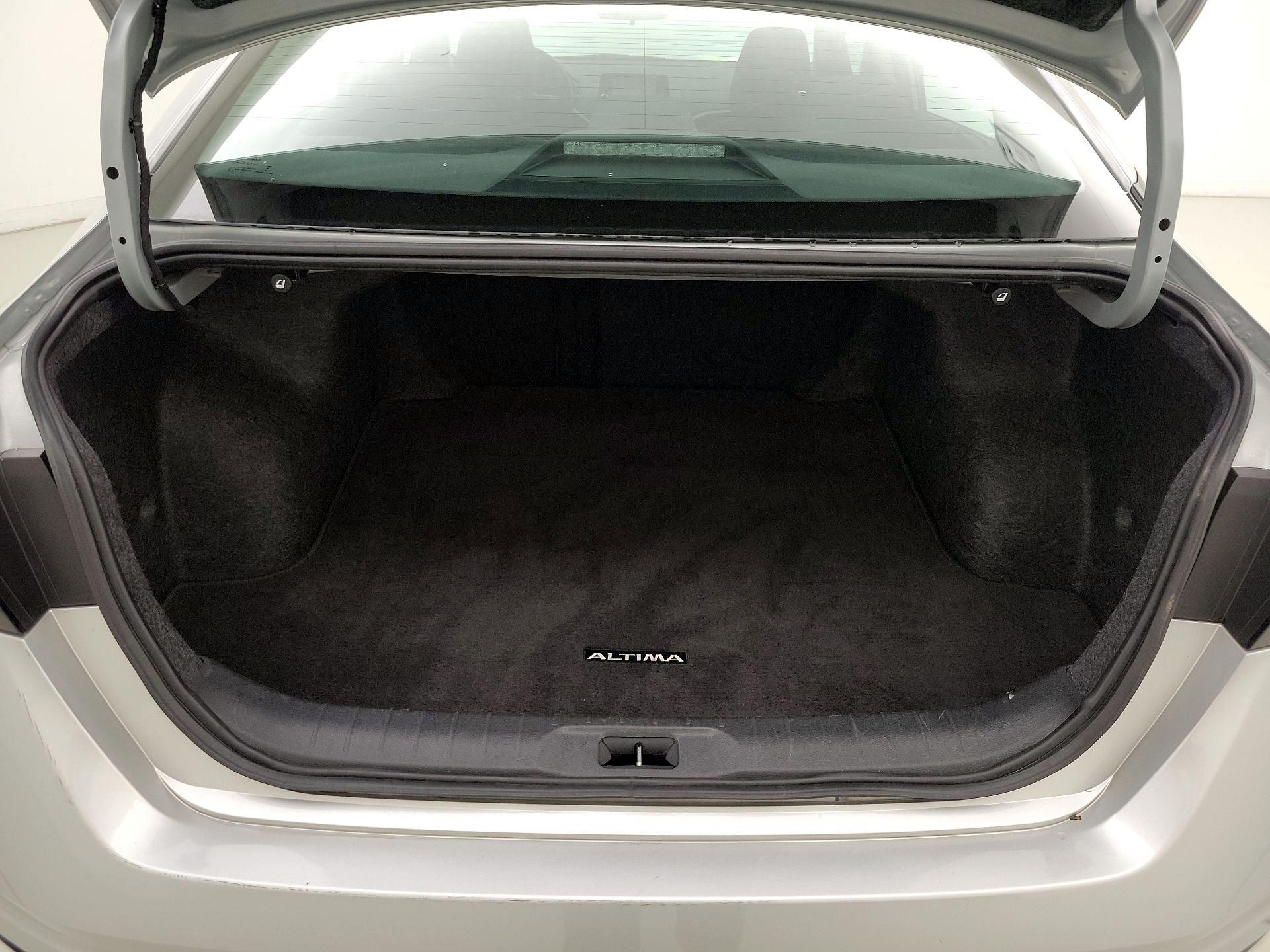 Thumbnail: 2024 Nissan Altima - 20