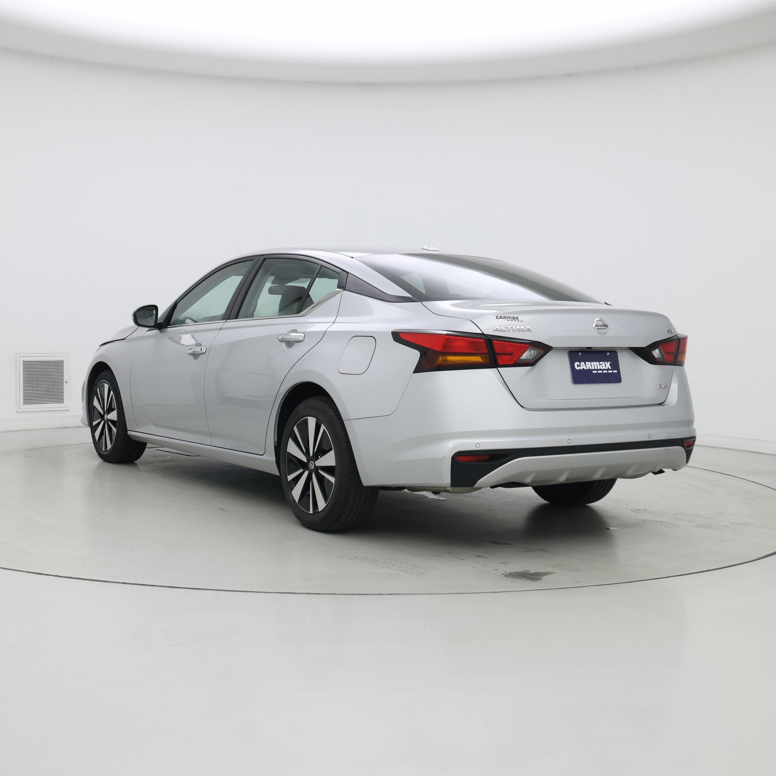 Thumbnail: 2022 Nissan Altima - 2