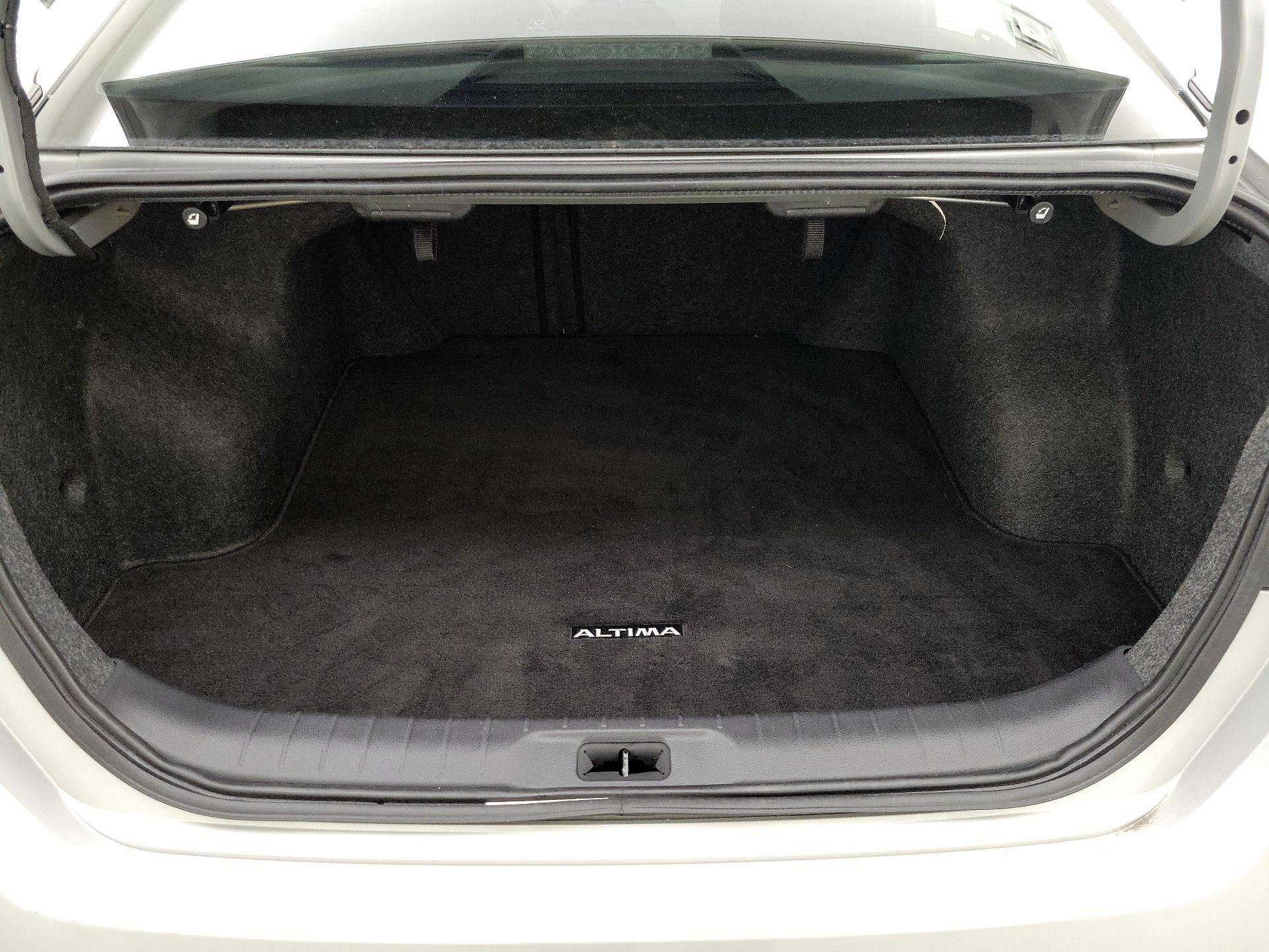 Thumbnail: 2022 Nissan Altima - 20