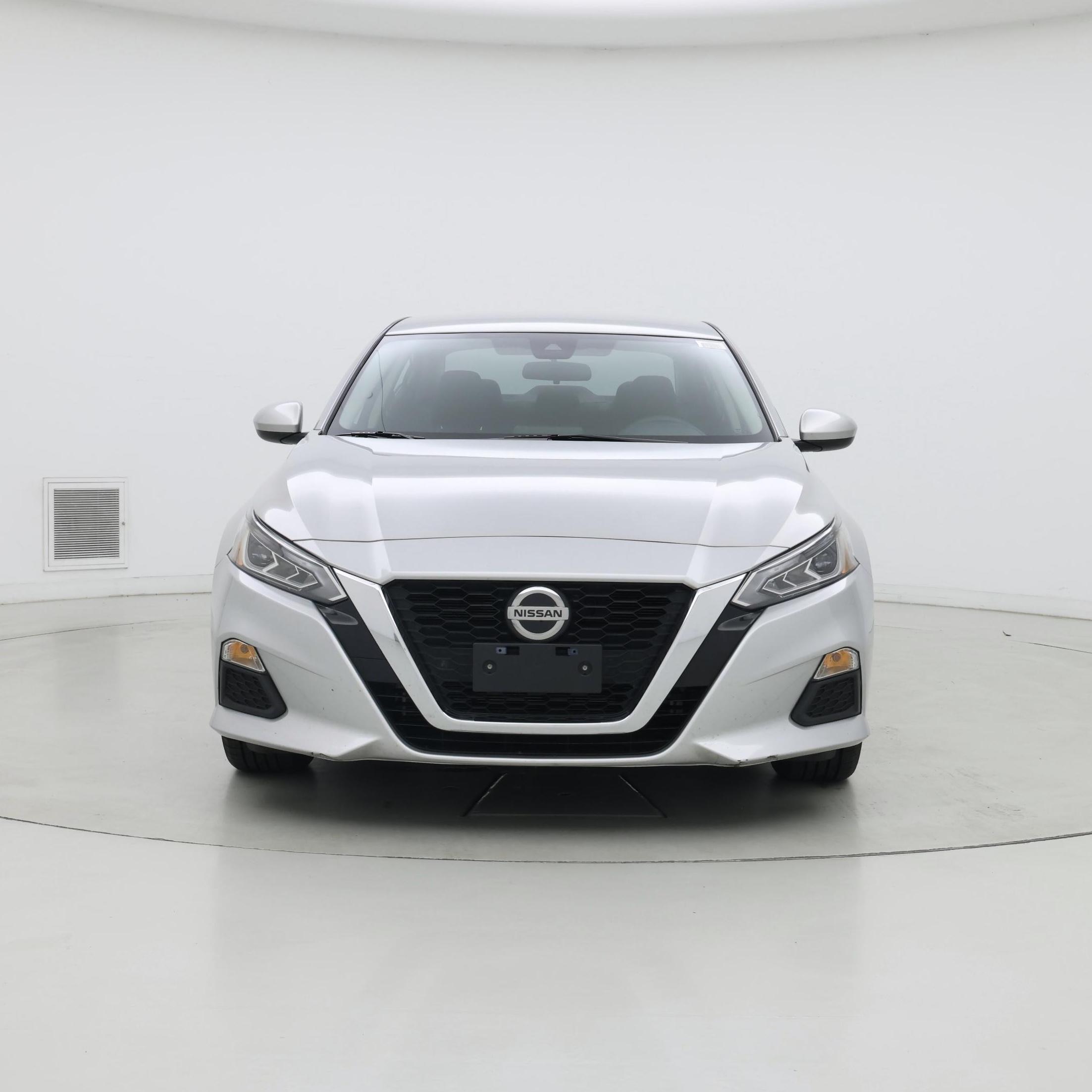 Thumbnail: 2022 Nissan Altima - 5
