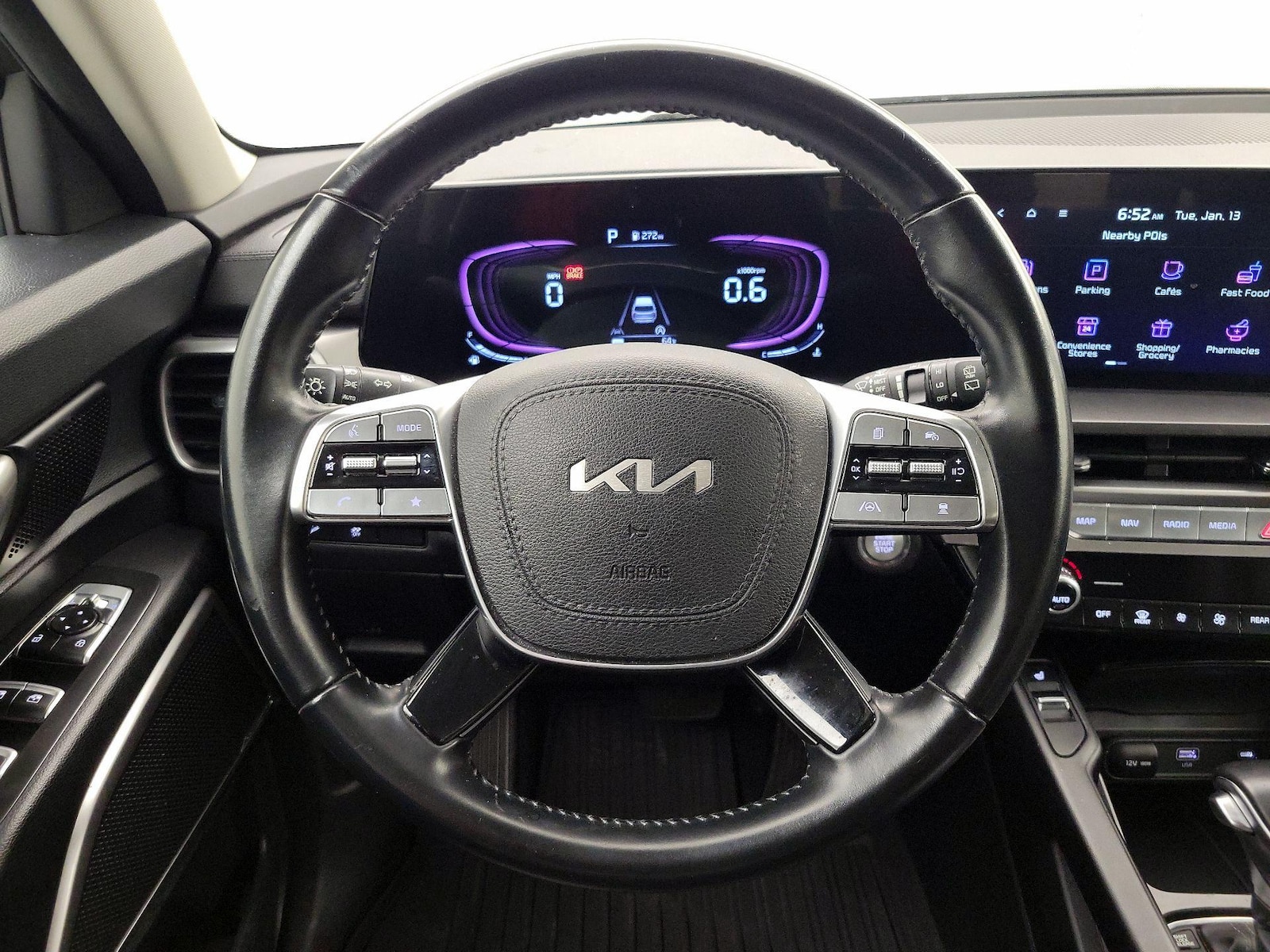 2024 Kia Telluride S - Photo 11