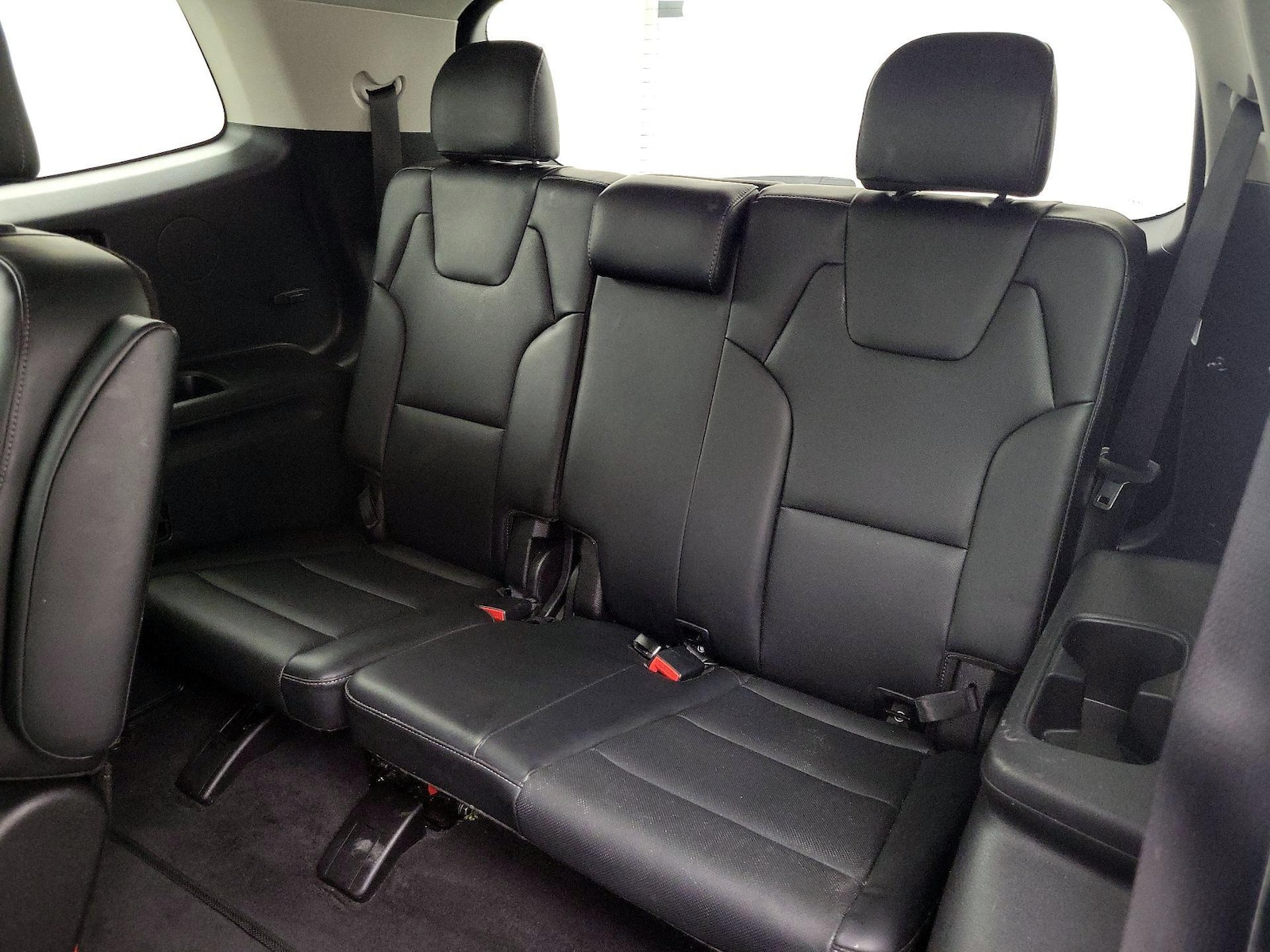 2024 Kia Telluride S - Photo 23