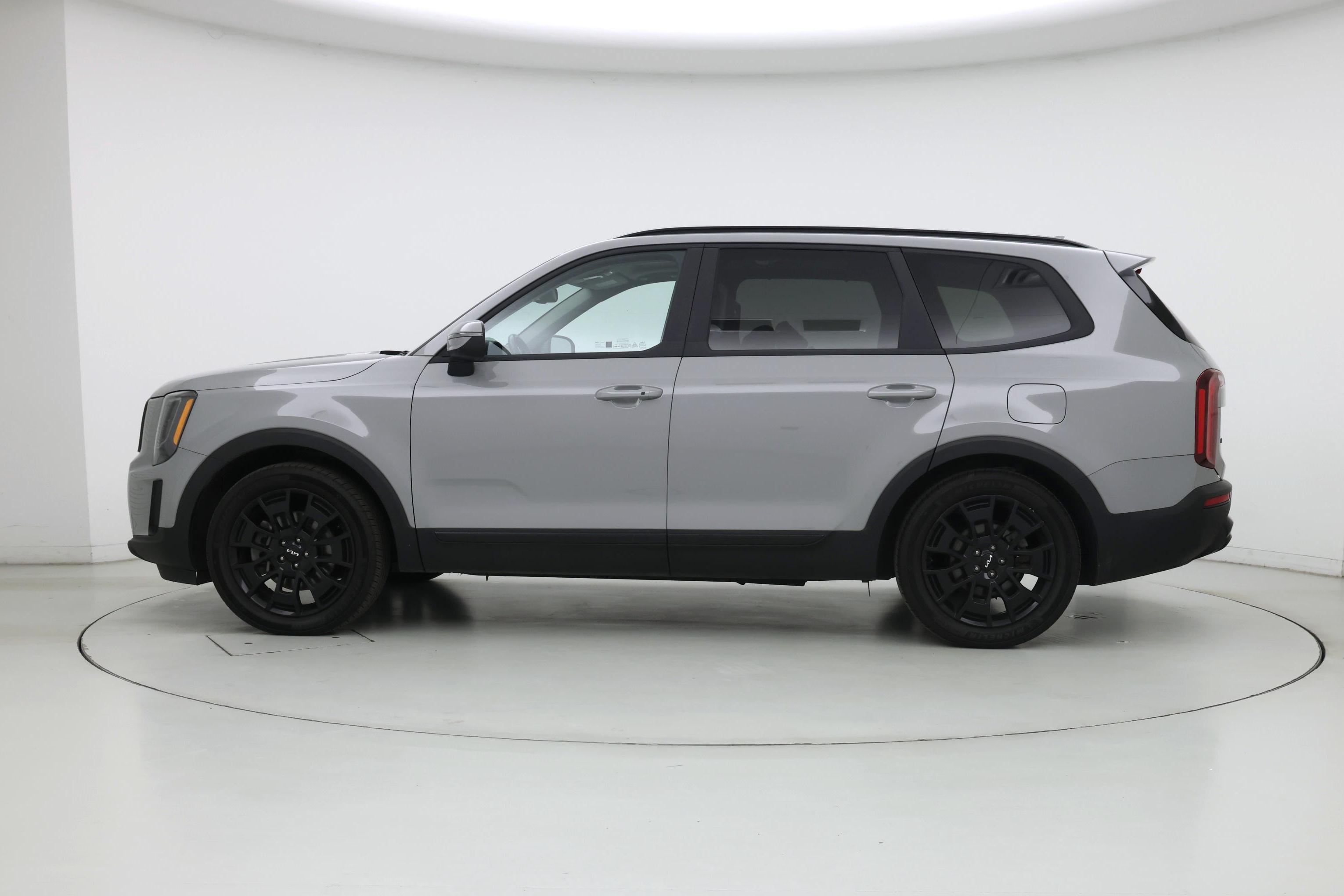 Thumbnail: 2022 Kia Telluride - 3