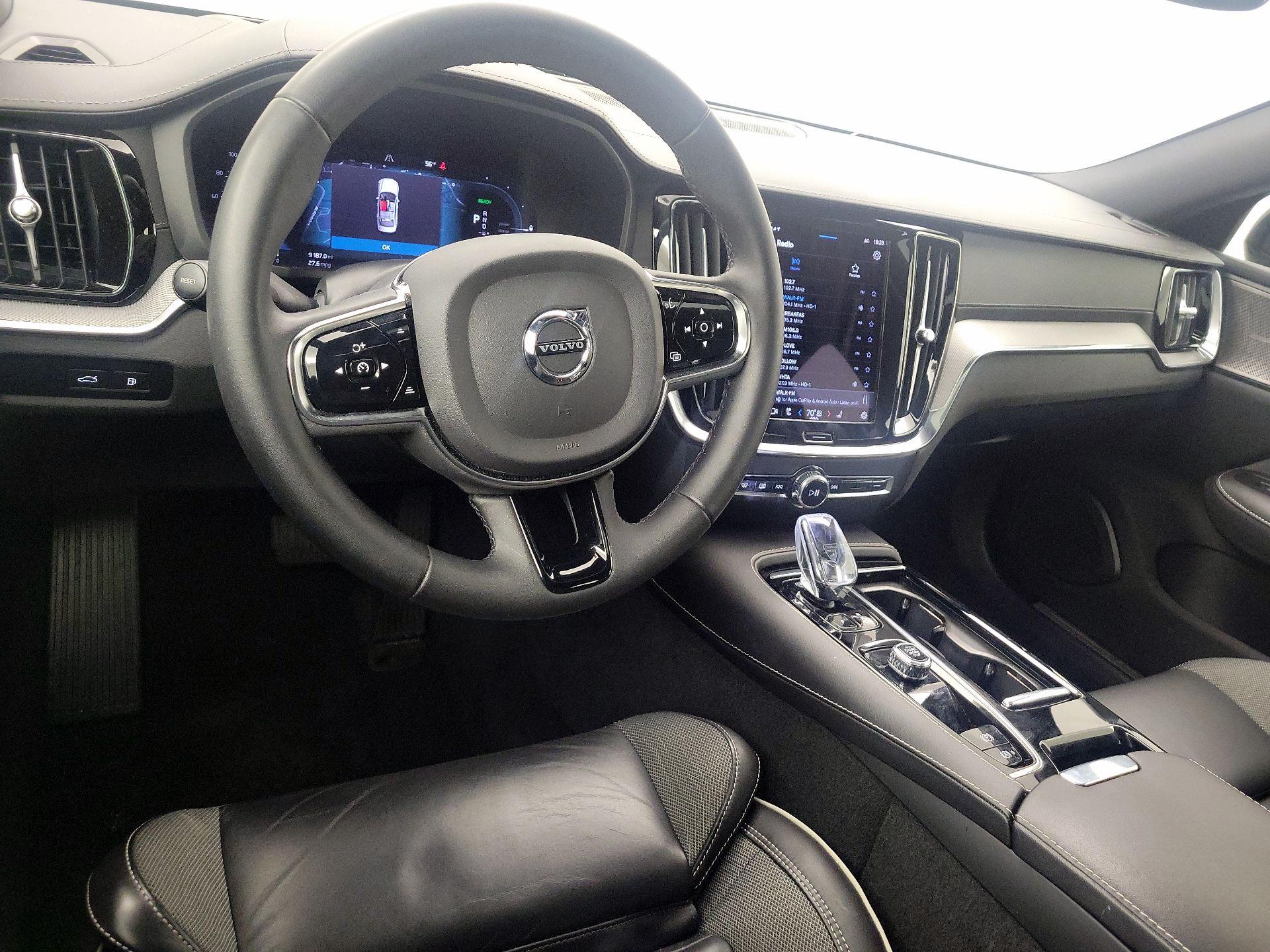 Thumbnail: 2024 Volvo S60 - 9