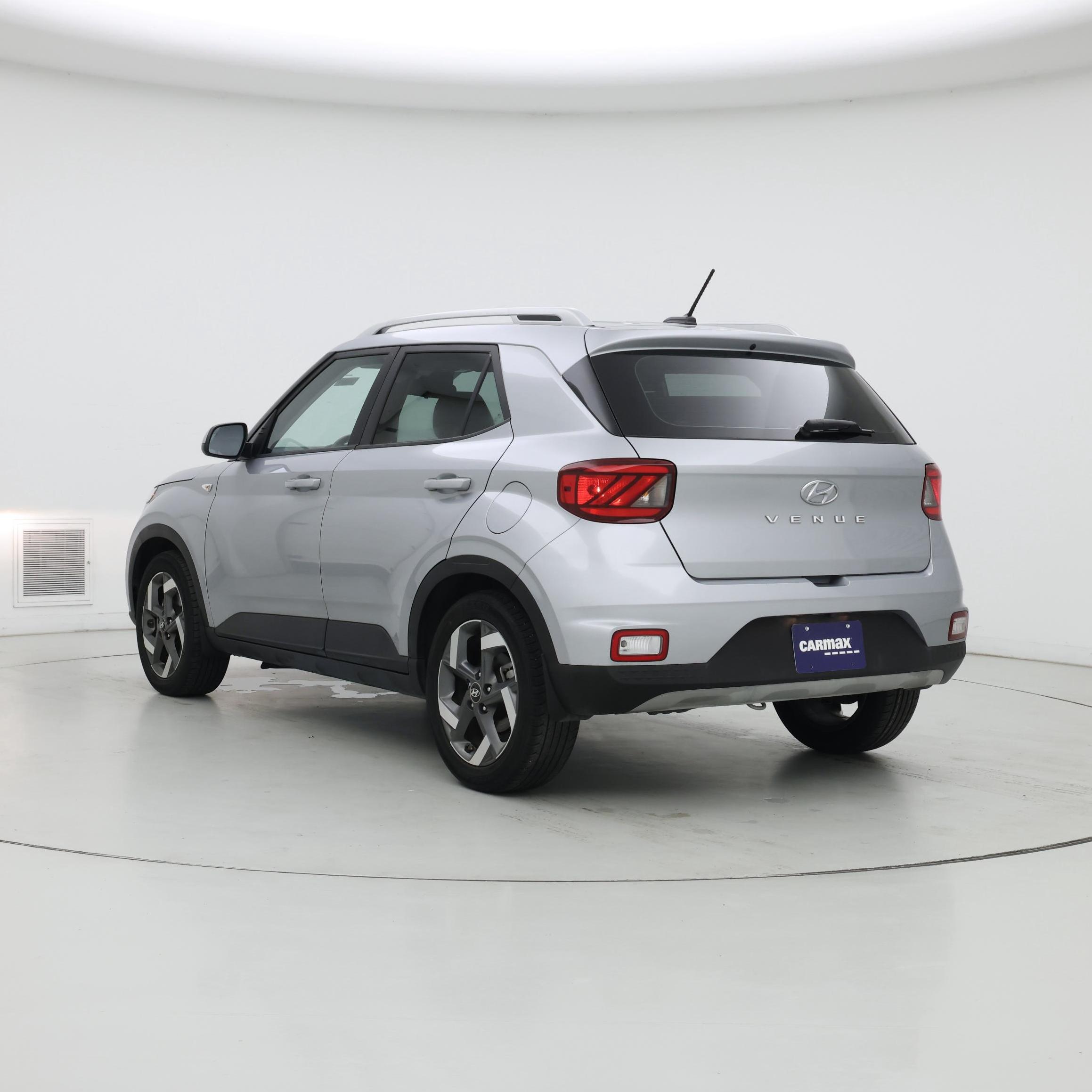 Thumbnail: 2023 Hyundai Venue - 2