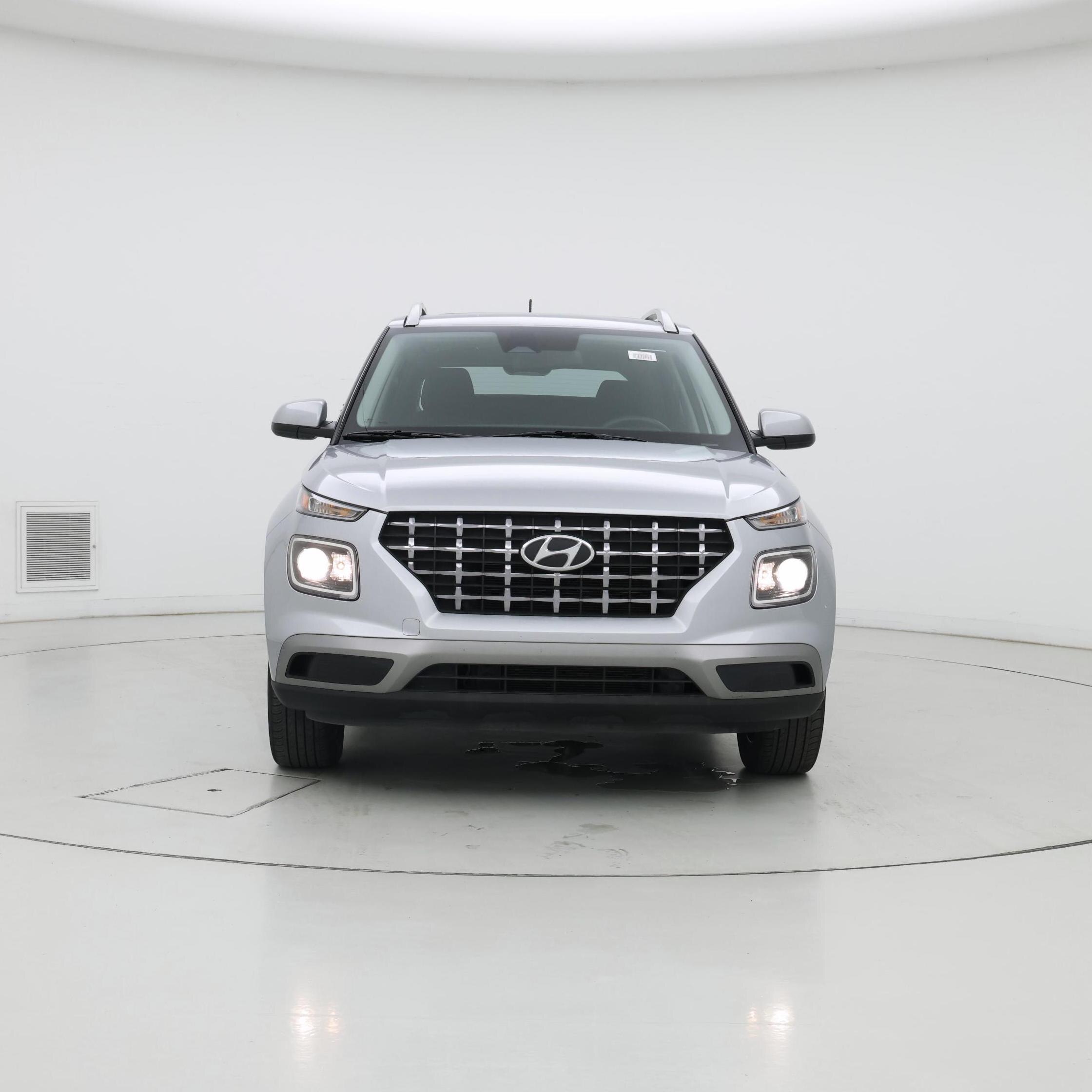 Thumbnail: 2023 Hyundai Venue - 5