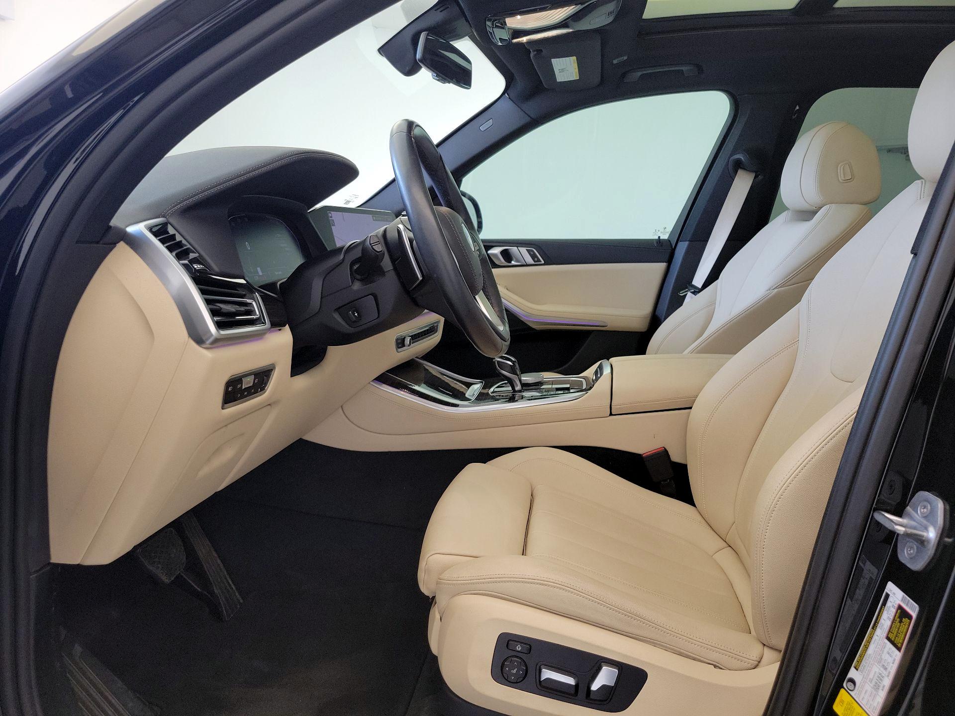 Thumbnail: 2020 BMW X5 - 11