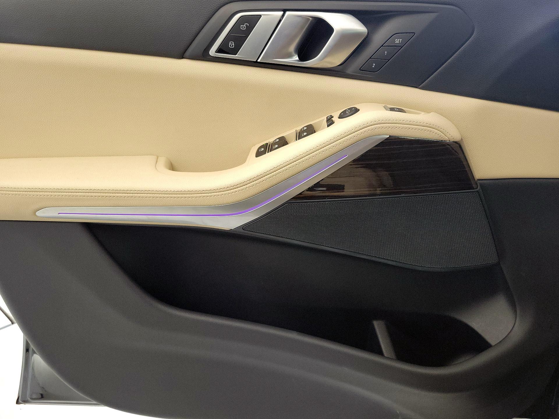 Thumbnail: 2020 BMW X5 - 12