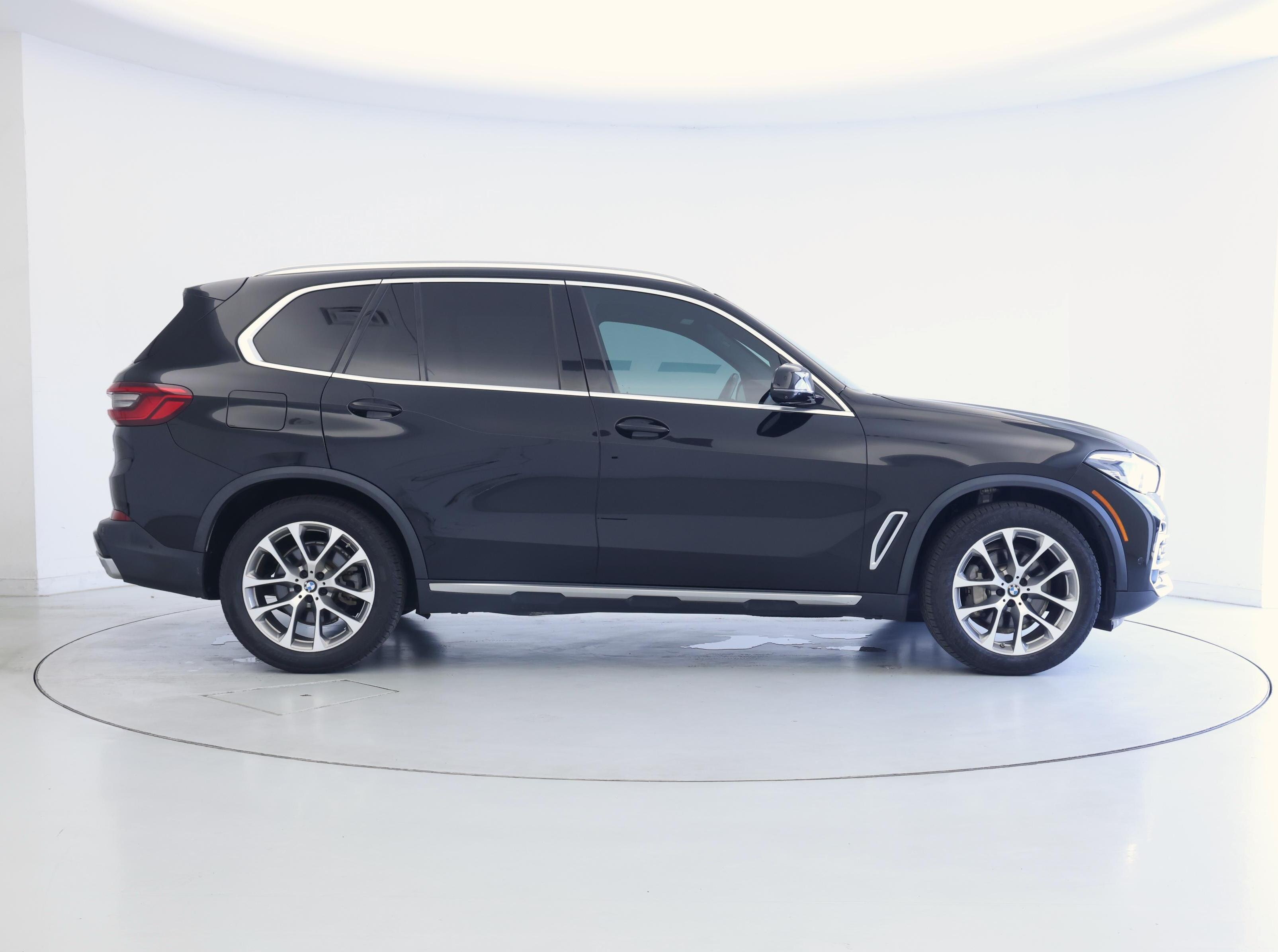 Thumbnail: 2020 BMW X5 - 7