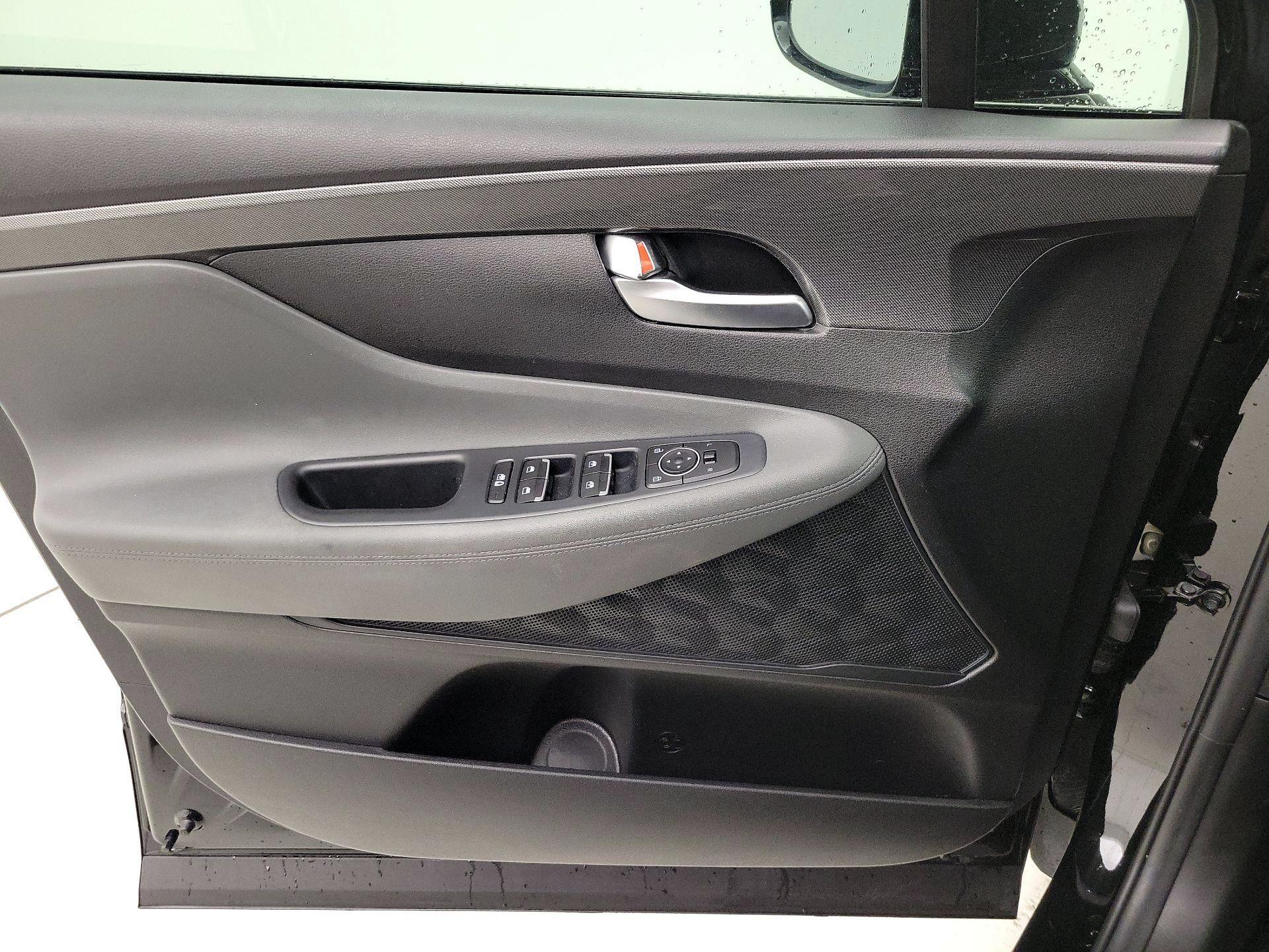 Thumbnail: 2023 Hyundai Santa Fe - 12