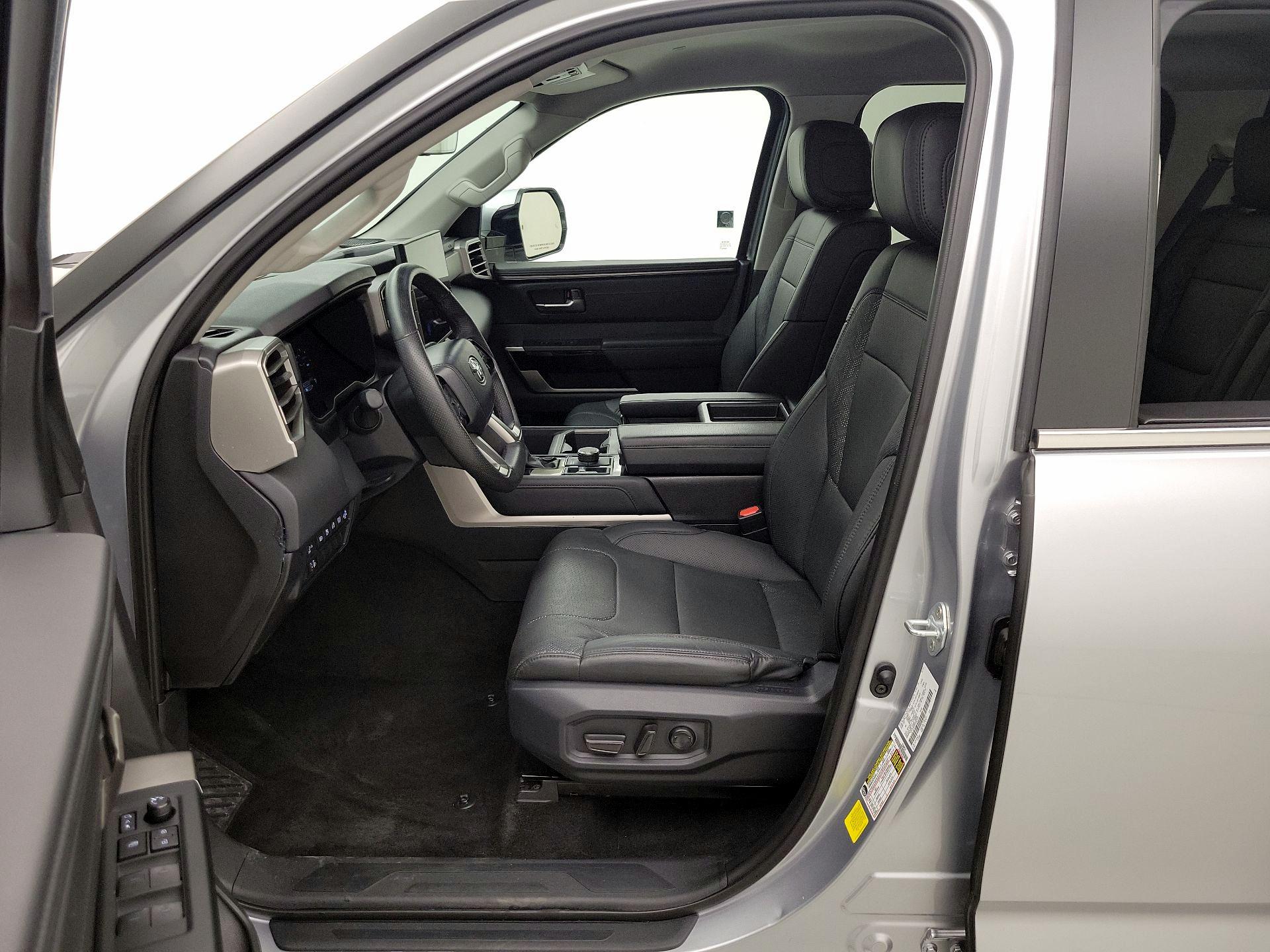 Thumbnail: 2024 Toyota Tundra - 11