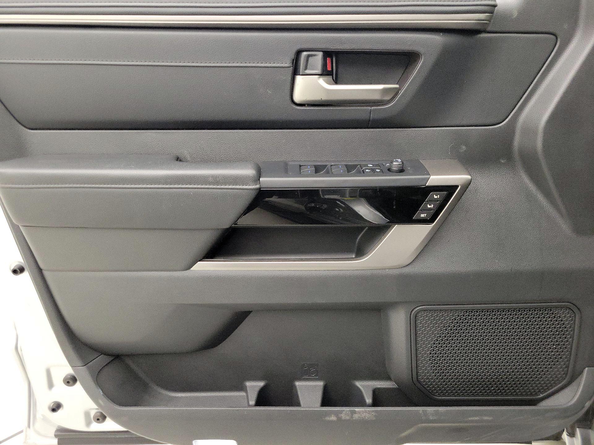 Thumbnail: 2024 Toyota Tundra - 12