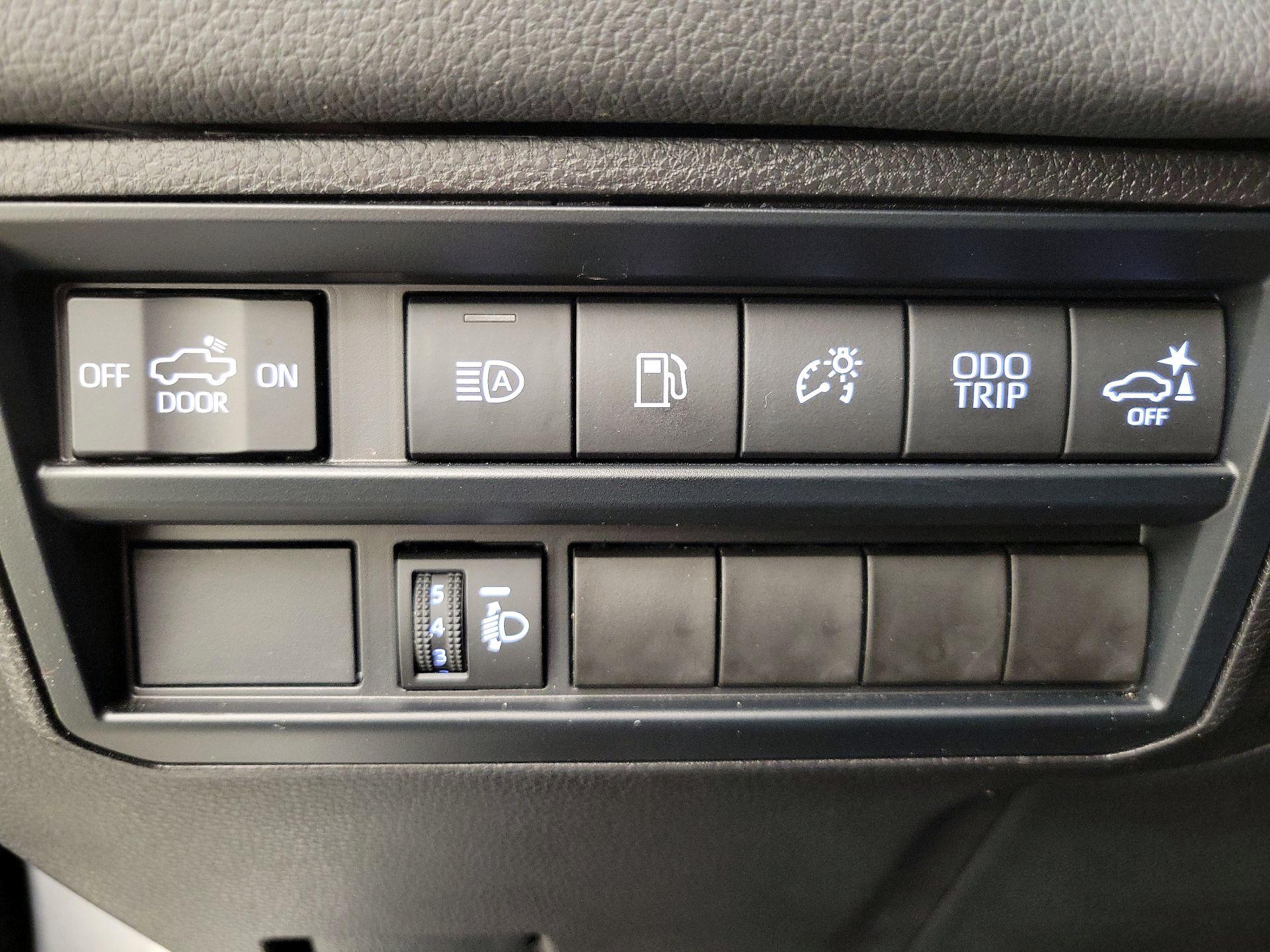 Thumbnail: 2024 Toyota Tundra - 13