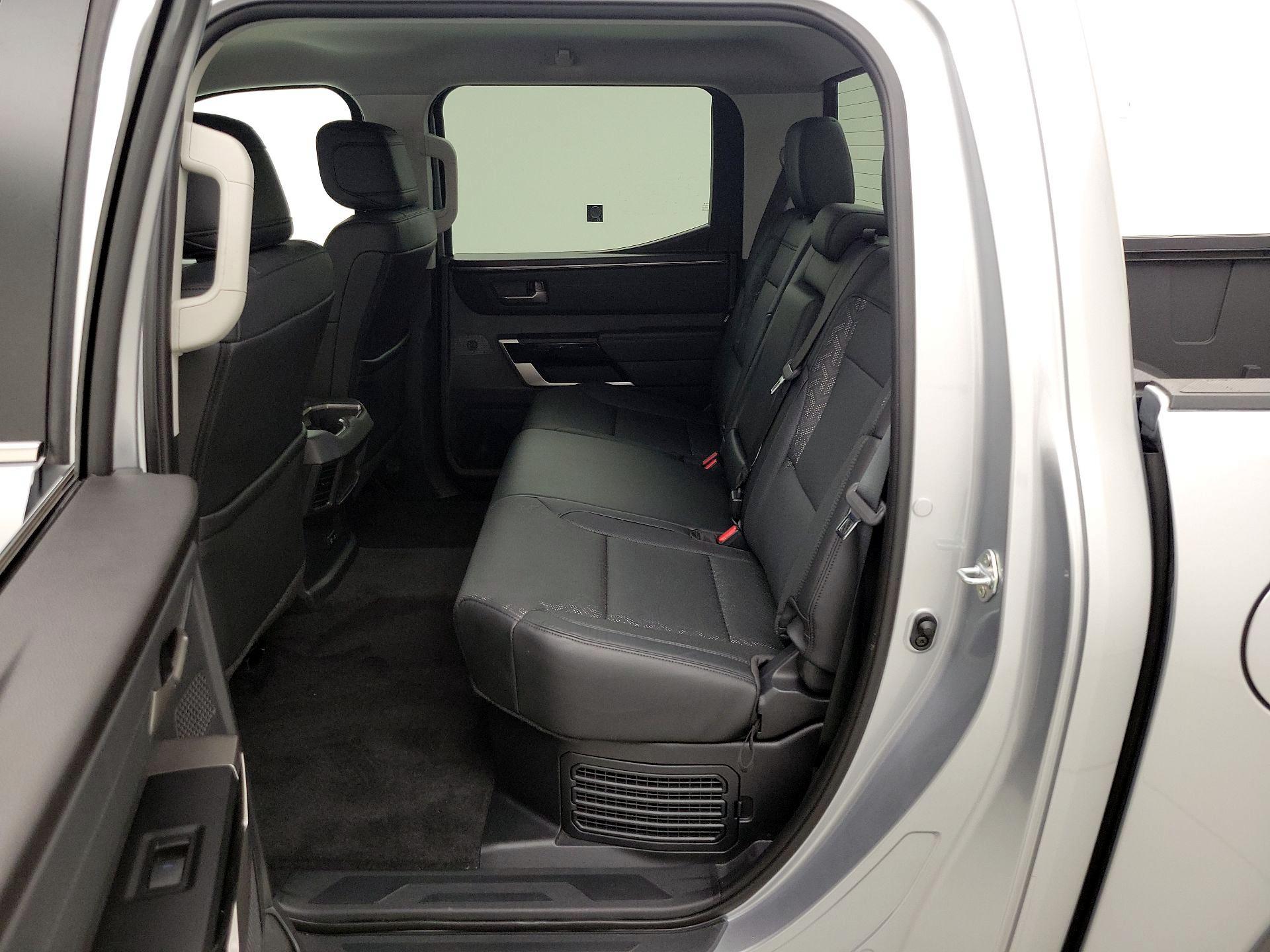 Thumbnail: 2024 Toyota Tundra - 19