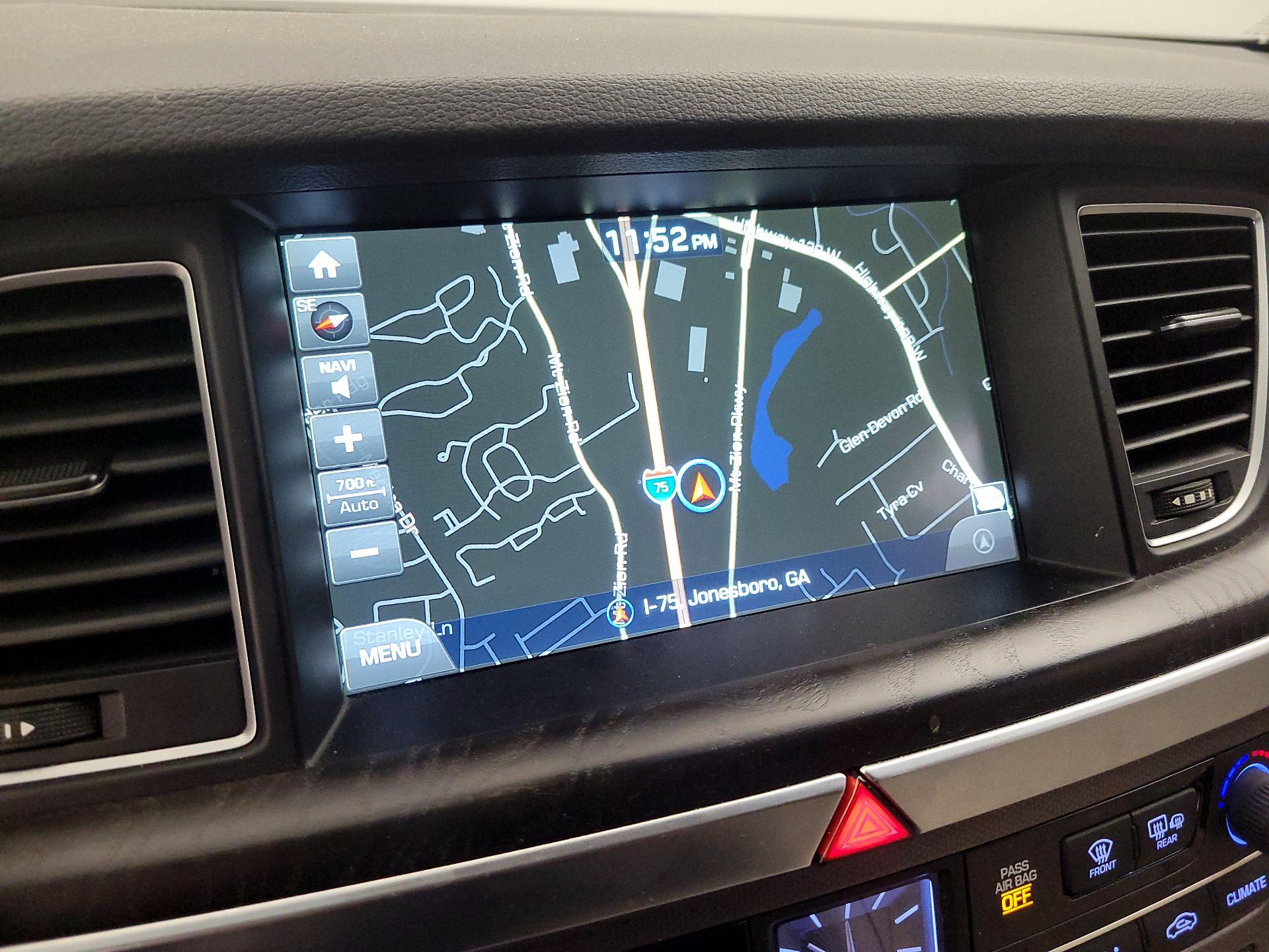 Thumbnail: 2017 Genesis G80 - 14